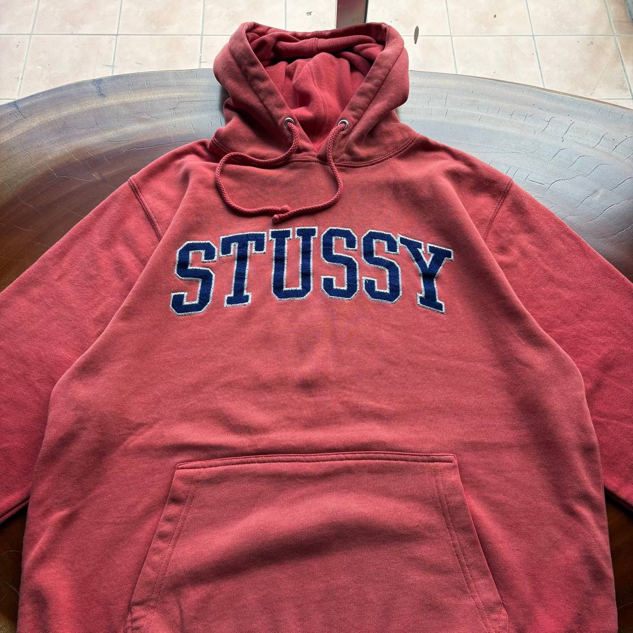 Stussy Y2K 04-06 Stussy Arch Sunfaded Salmon Colored Hoodie Size US L / EU 52-54 / 3 - 3 Thumbnail