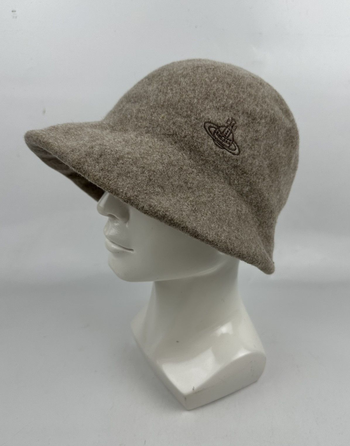 Vivienne Westwood Vivienne Westwood Hats - TC 25 Size ONE SIZE - 1 Thumbnail
