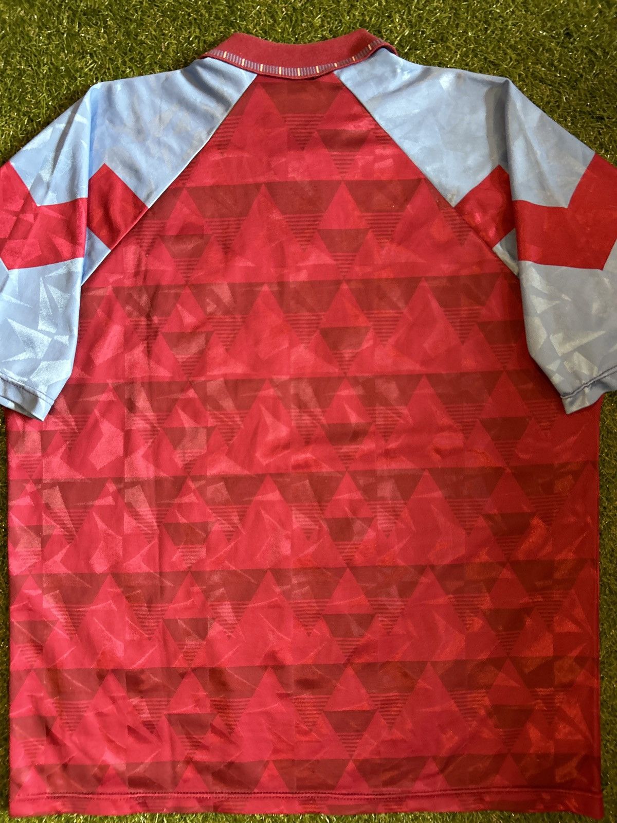 Umbro 91/92 Aston Villa FC Home Shirt Size US XL / EU 56 / 4 - 2 Thumbnail