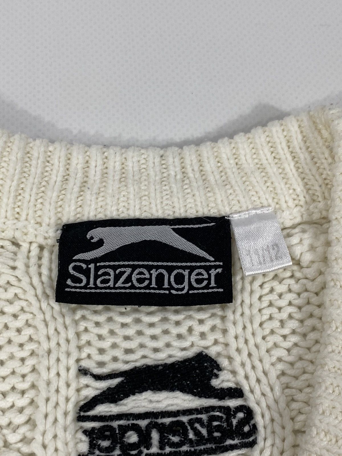 Vintage 🔥LASTDROP🔥 Slazenger Cozy Cable Knit School Vest Sweater Size S / US 4 / IT 40 - 4 Thumbnail