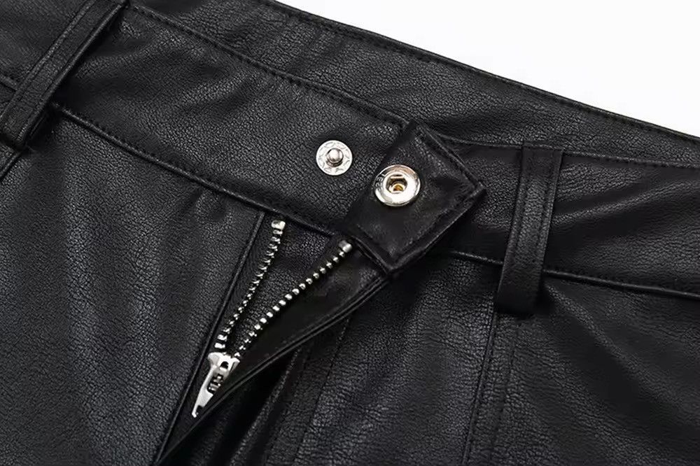 Jean Vintage Summer Pu Leather Shorts Size US 32 / EU 48 - 4 Thumbnail