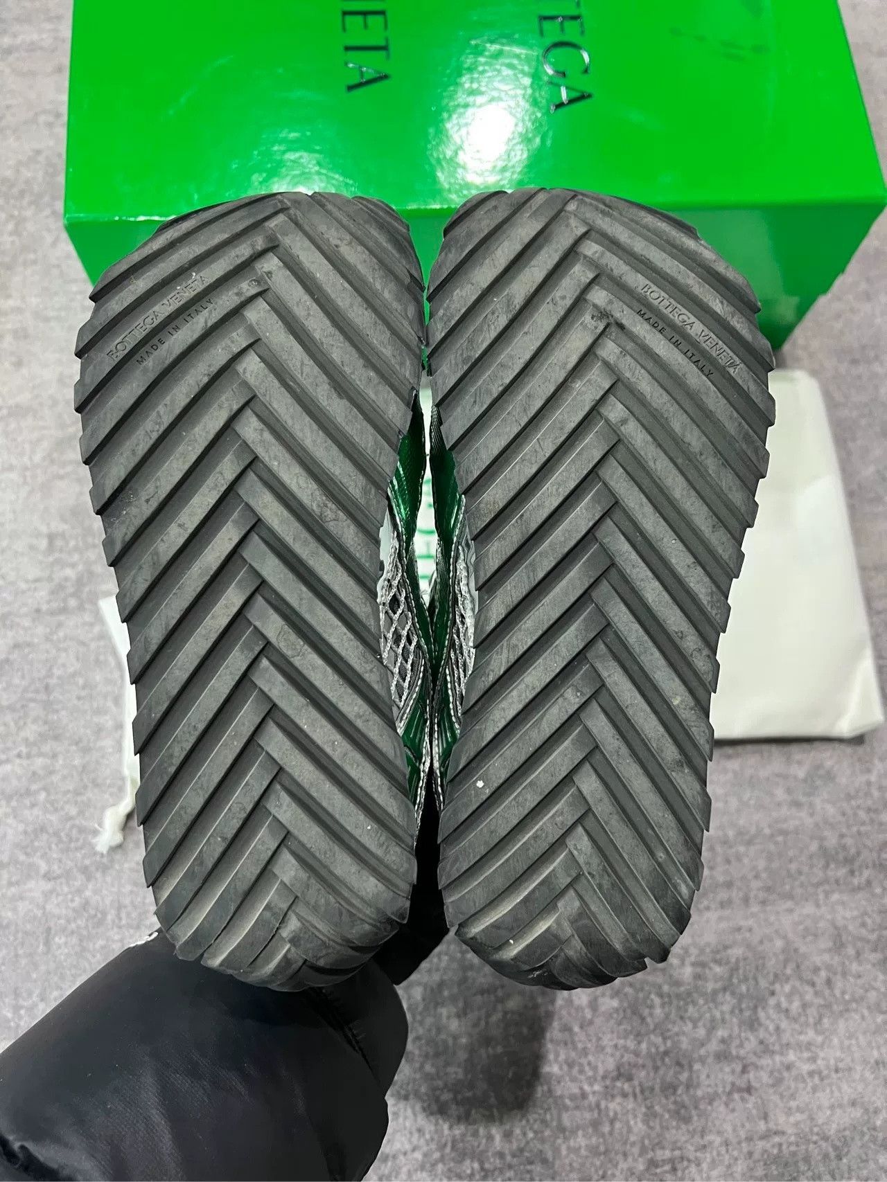 Bottega Veneta Bottega Veneta Green Silver Oribit Sneakers Size US 8 / EU 41 - 7 Thumbnail