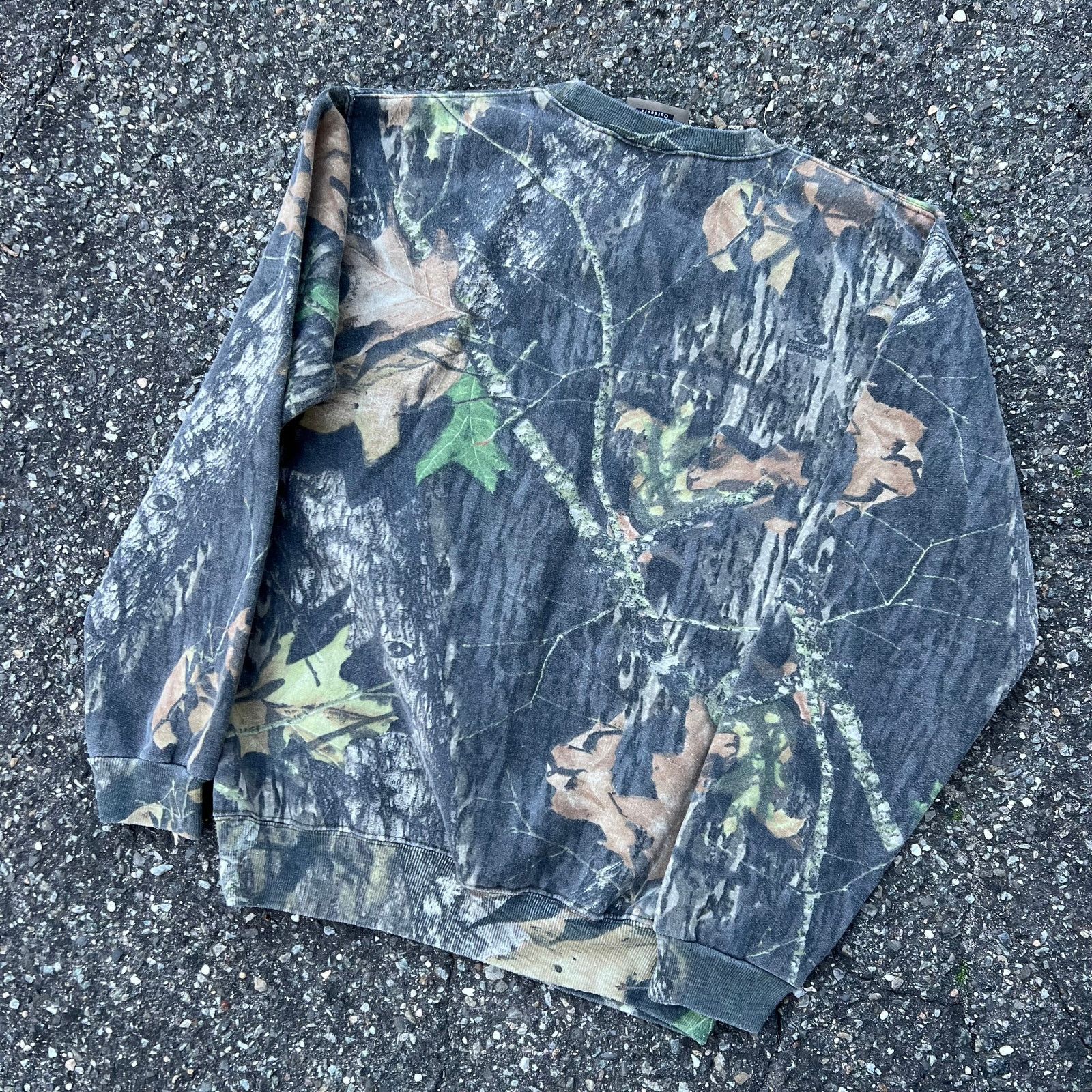 Vintage Y2K jerzees Realtree Camo crewneck sweatshirt