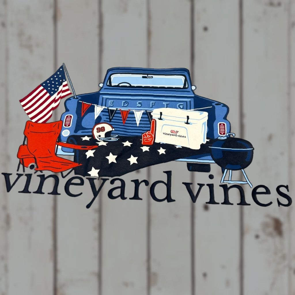 Vineyard Vines Vineyard Vines Men's T-Shirt Long Sleeve Pickup Truck Graphic Gray Adult Large Patriotic All Seasons Size US L / EU 52-54 / 3 - 1 Thumbnail