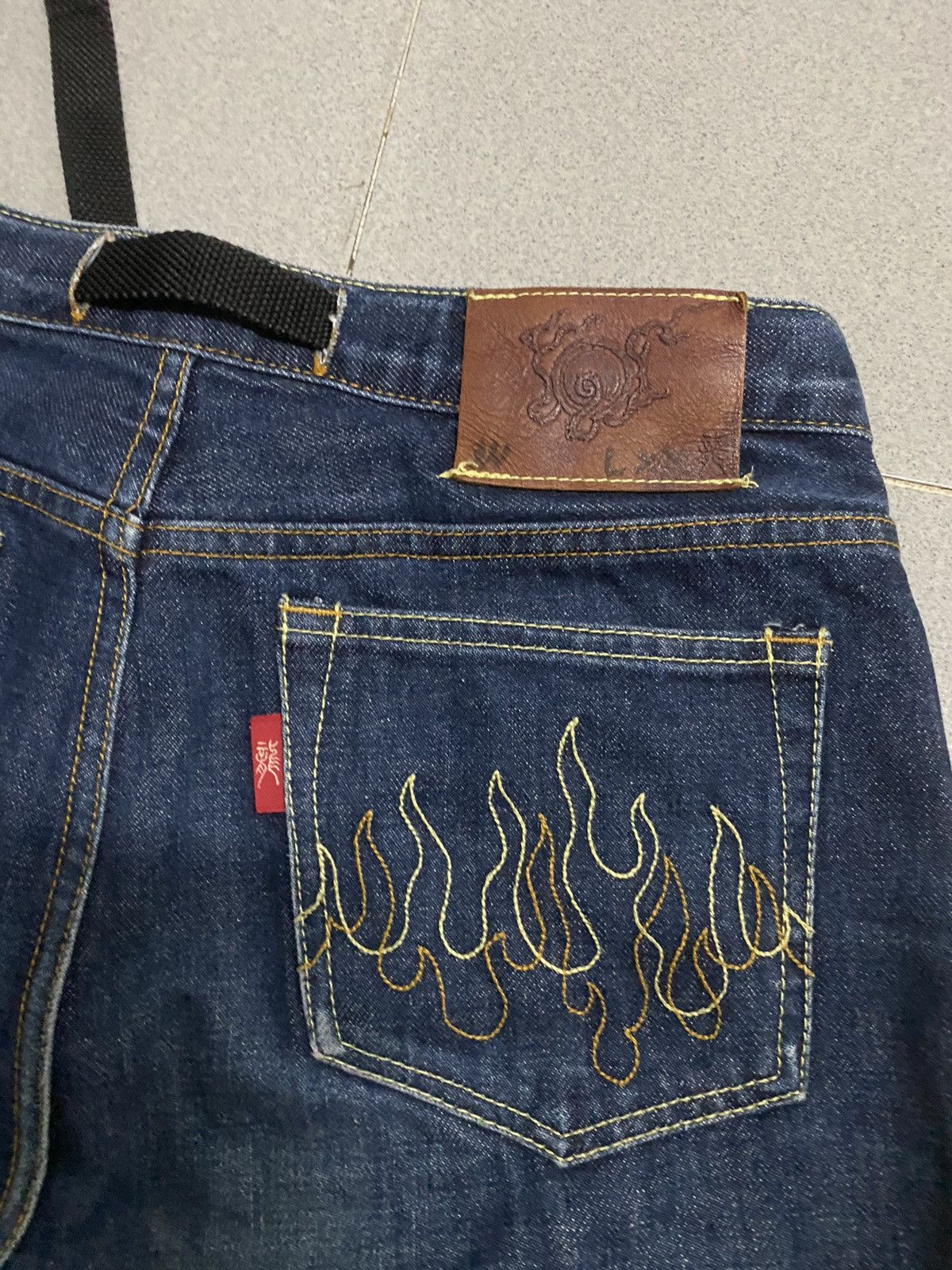 Japanese Brand × Vintage Vintage MiracleWoman Denim Flame Shortpants Size US 28 / EU 44 - 4 Thumbnail