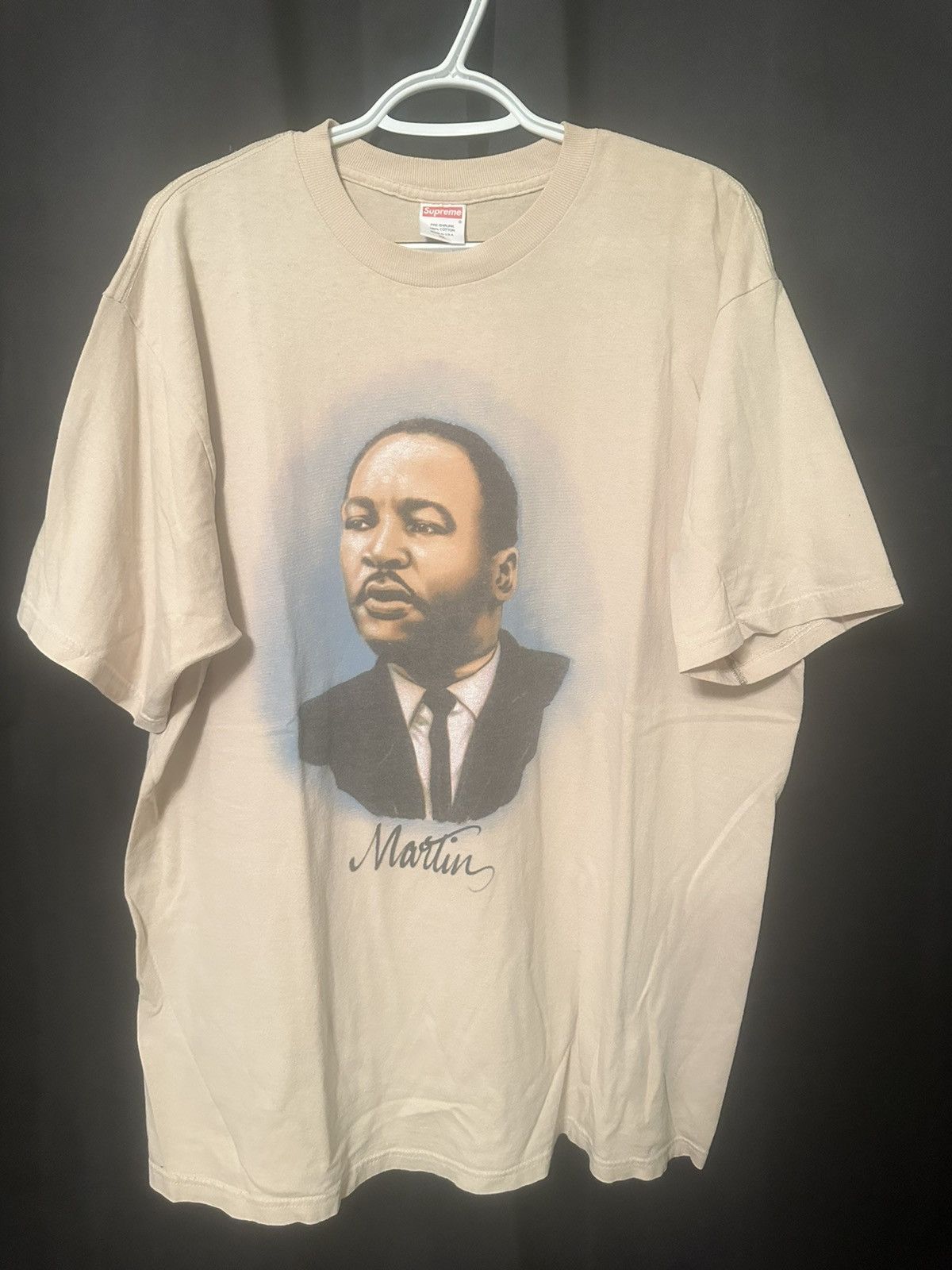 Supreme Supreme 2003 MLK AirBrush T-Shirt Size US XL / EU 56 / 4 - 1 Thumbnail