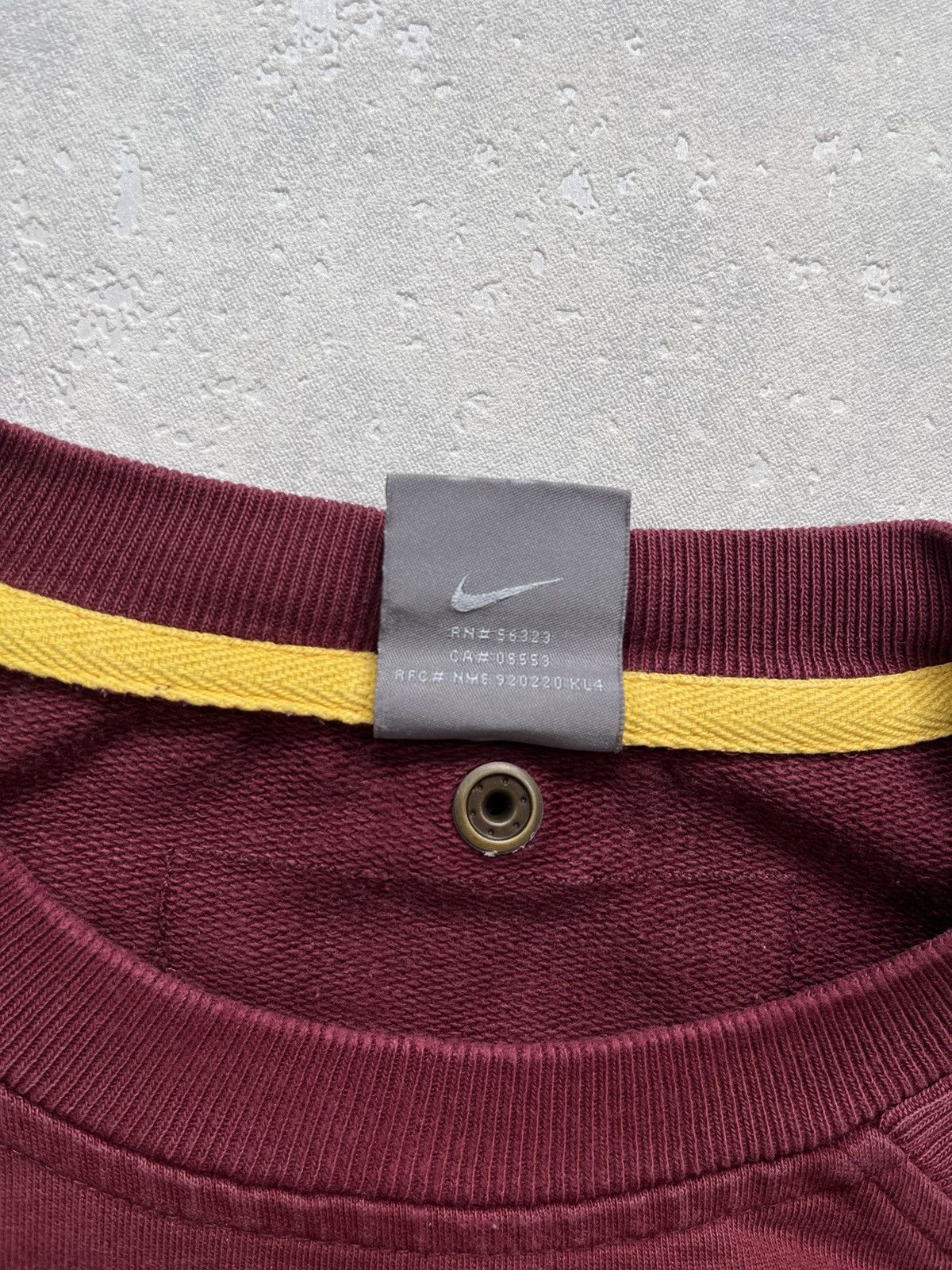 Other 00’s NIKE TRACK AND FIELD CENTR SWOOSH Y2K BOXY CREWNECK Size US L / EU 52-54 / 3 - 4 Thumbnail