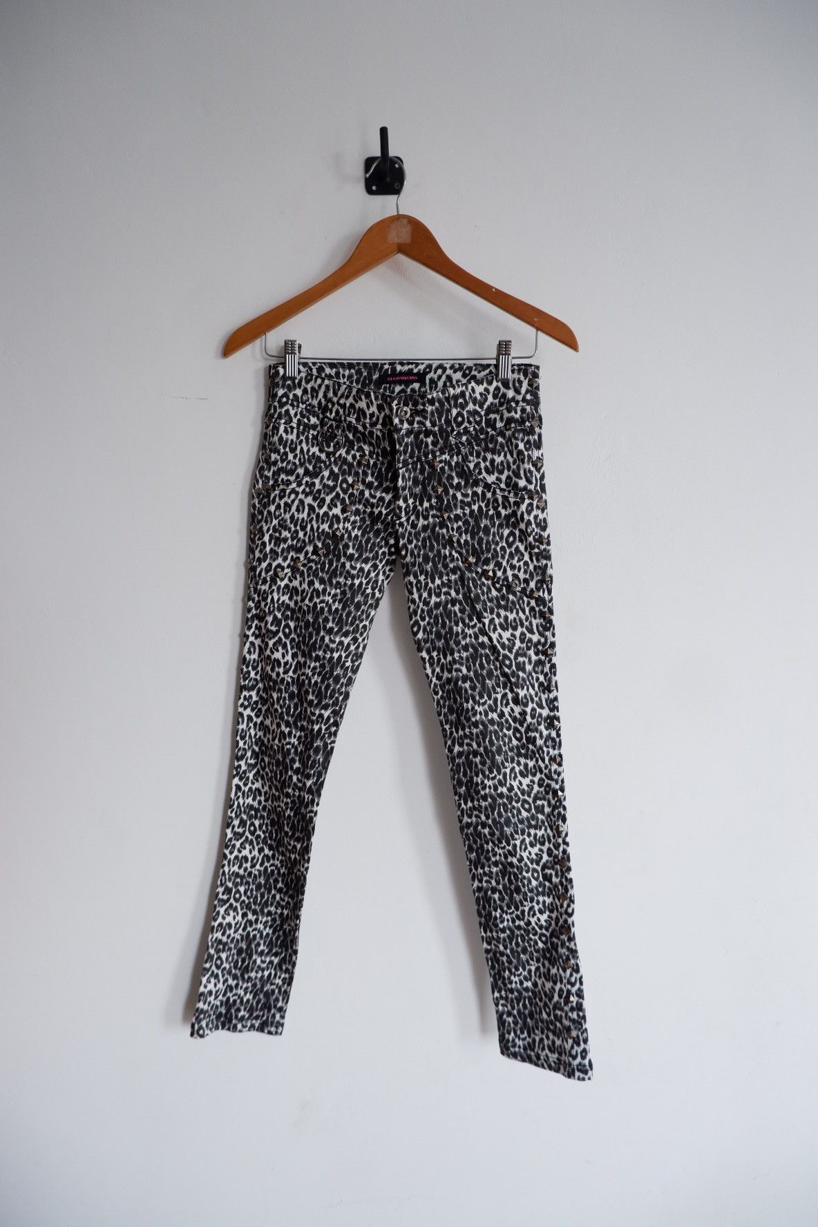 Japanese Brand Vintage Algonquins Gothic Leopard Pants Size 26" / US 2 / IT 38 - 1 Thumbnail