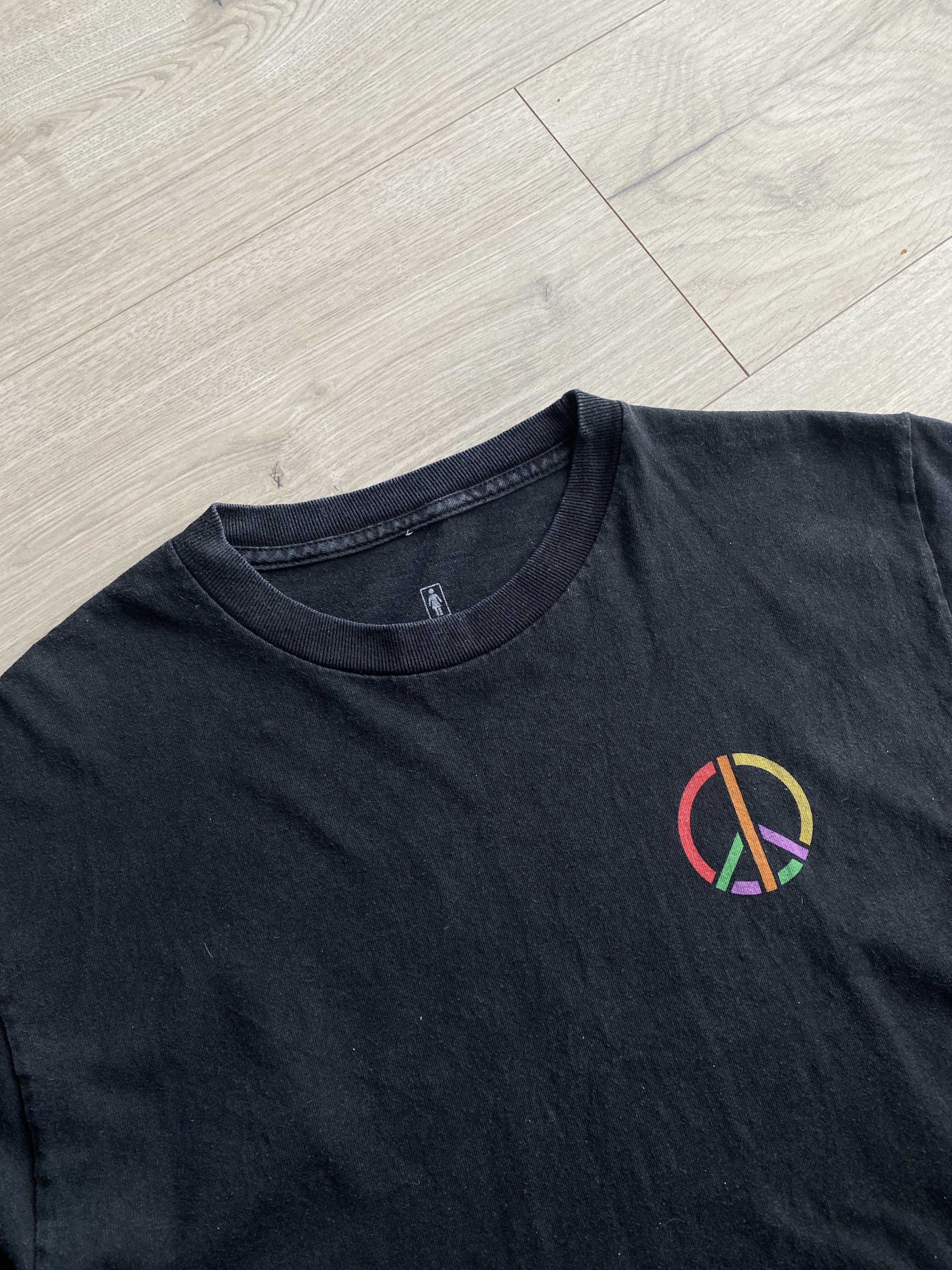 Girl Skateboards RARE Faded Girl Skateboarding Men's Peace Tee Size Medium Size US M / EU 48-50 / 2 - 7 Thumbnail