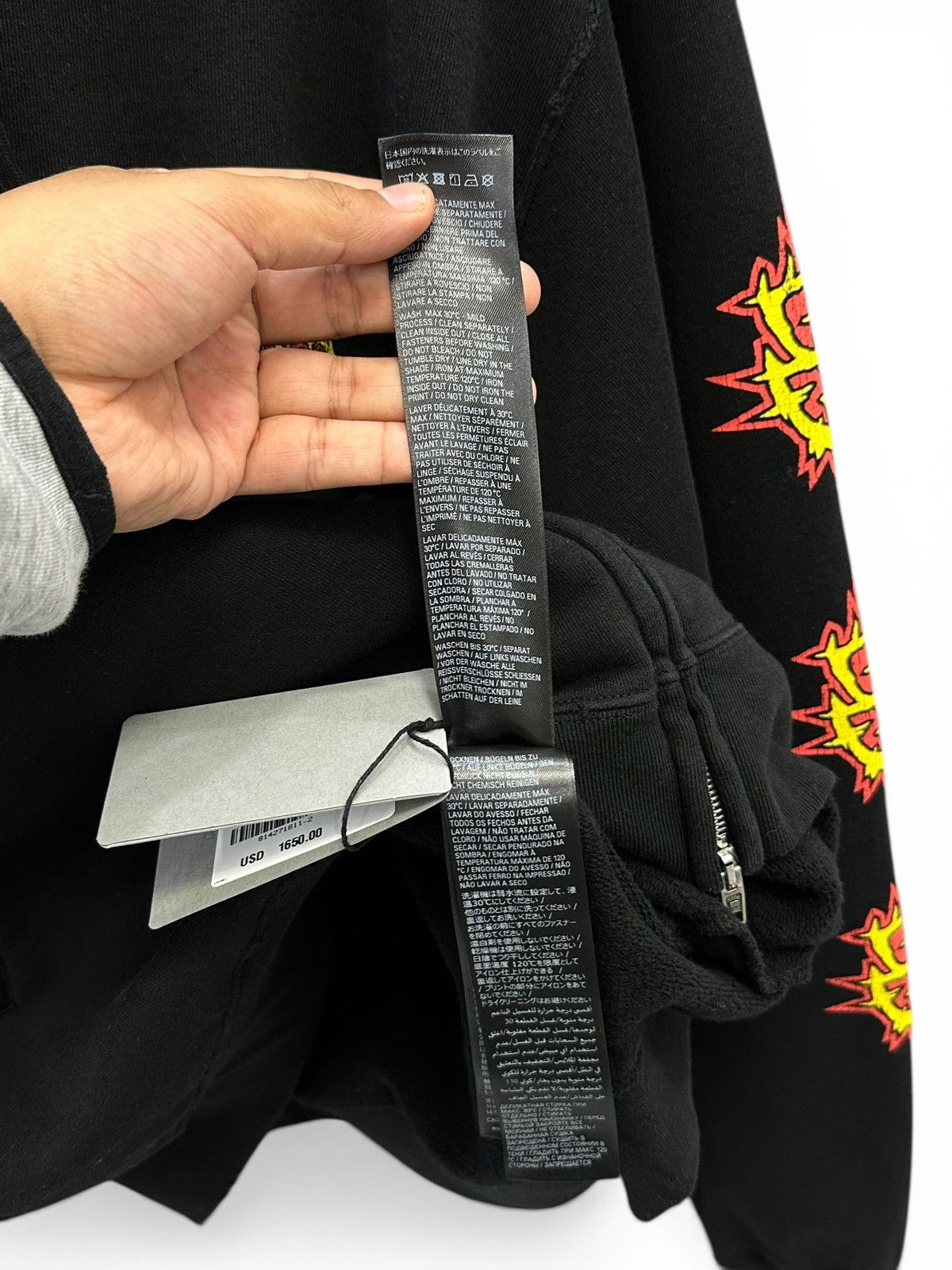 Balenciaga BALENCIAGA SACRÉ CŒUR OVERSIZED ZIP-UP HOODIE IN BLACK Size US XS / EU 42 / 0 - 12 Thumbnail