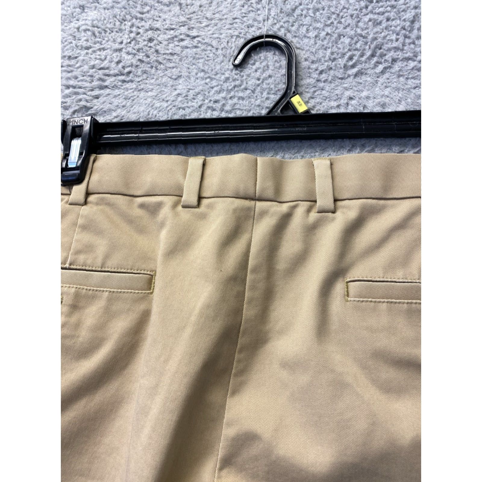 Brooks Brothers Brooks Brothers Chino Pants Mens 36x32 Tan Slim? Regular Flat Front 32 Inseam Dress Casual Men Tan Brooks Brothers Pants Size US 36 / EU 52 - 7 Thumbnail