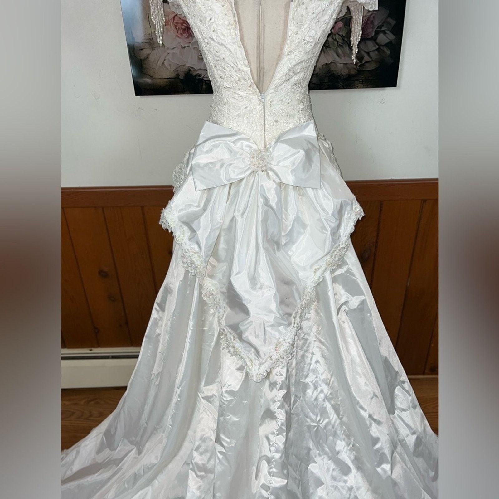 Vintage Gorgeous Vintage 1980s Taffeta Wedding Gown! Size M / US 6-8 / IT 42-44 - 7 Thumbnail
