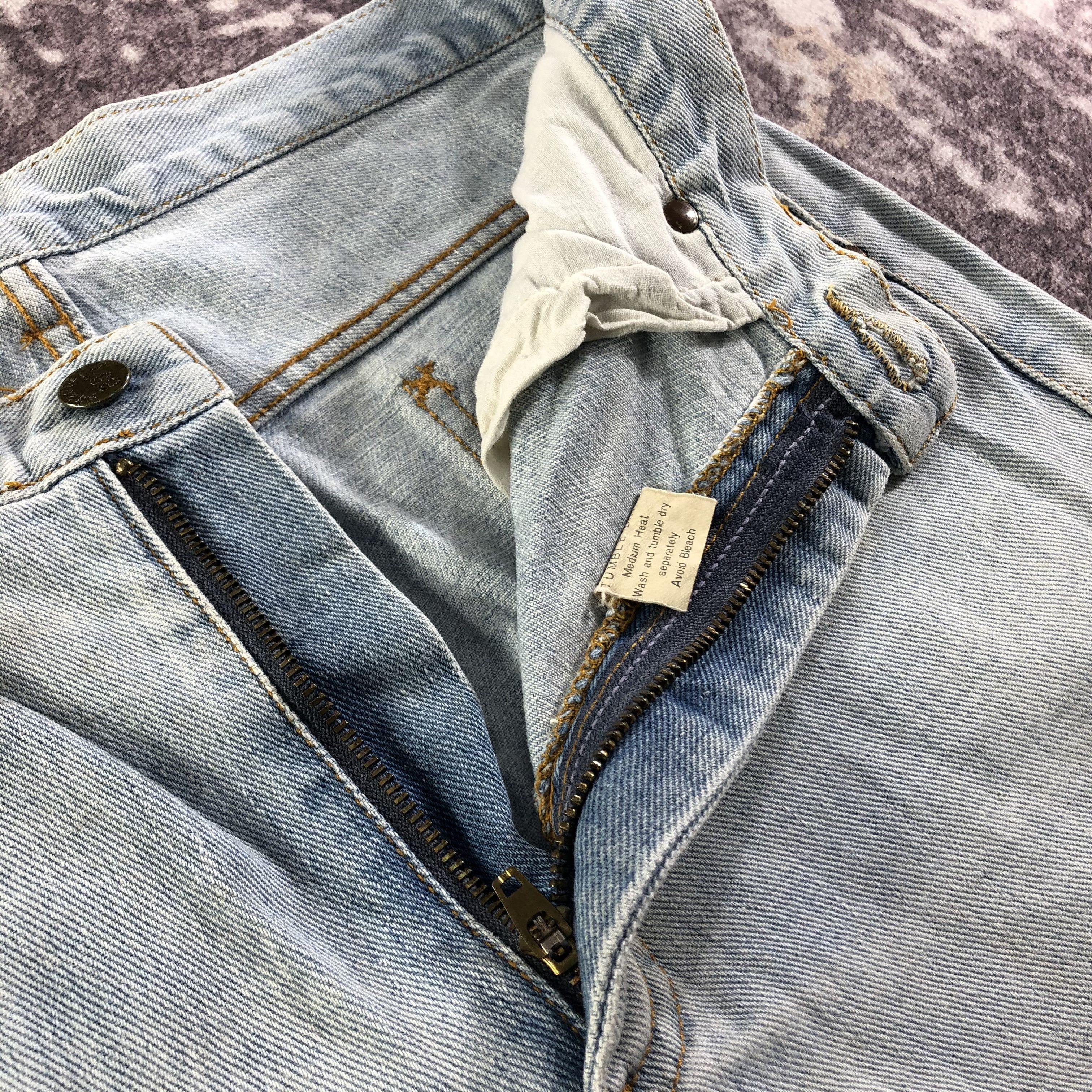 Lee × Vintage Vintage 90s Light Wash Lee Jeans-JM3250 Size US 30 / EU 46 - 7 Thumbnail
