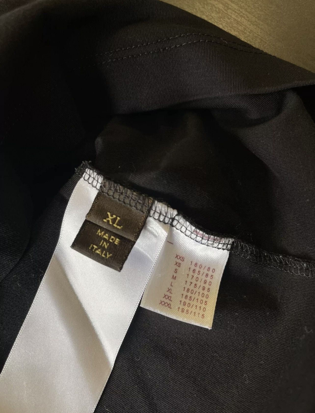 Louis Vuitton Size XL - Louis Vuitton Men's Diamond Address Afircan Art Size US XL / EU 56 / 4 - 5 Thumbnail