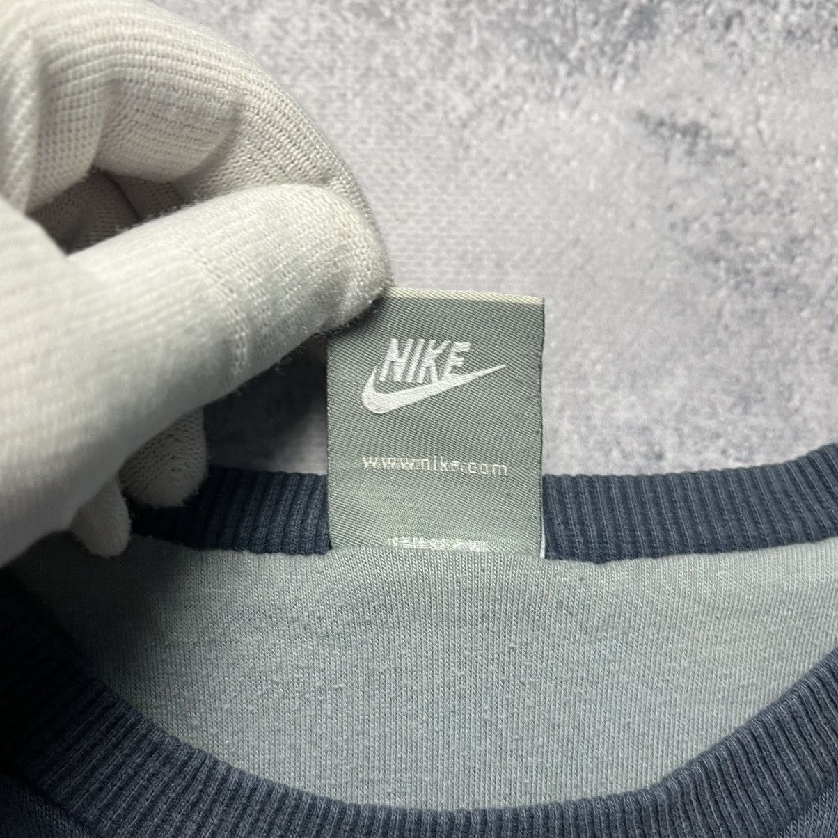 Nike Vintage Nike Big Central Logo Swoosh Sweatshirt Streetwear Size US L / EU 52-54 / 3 - 10 Thumbnail