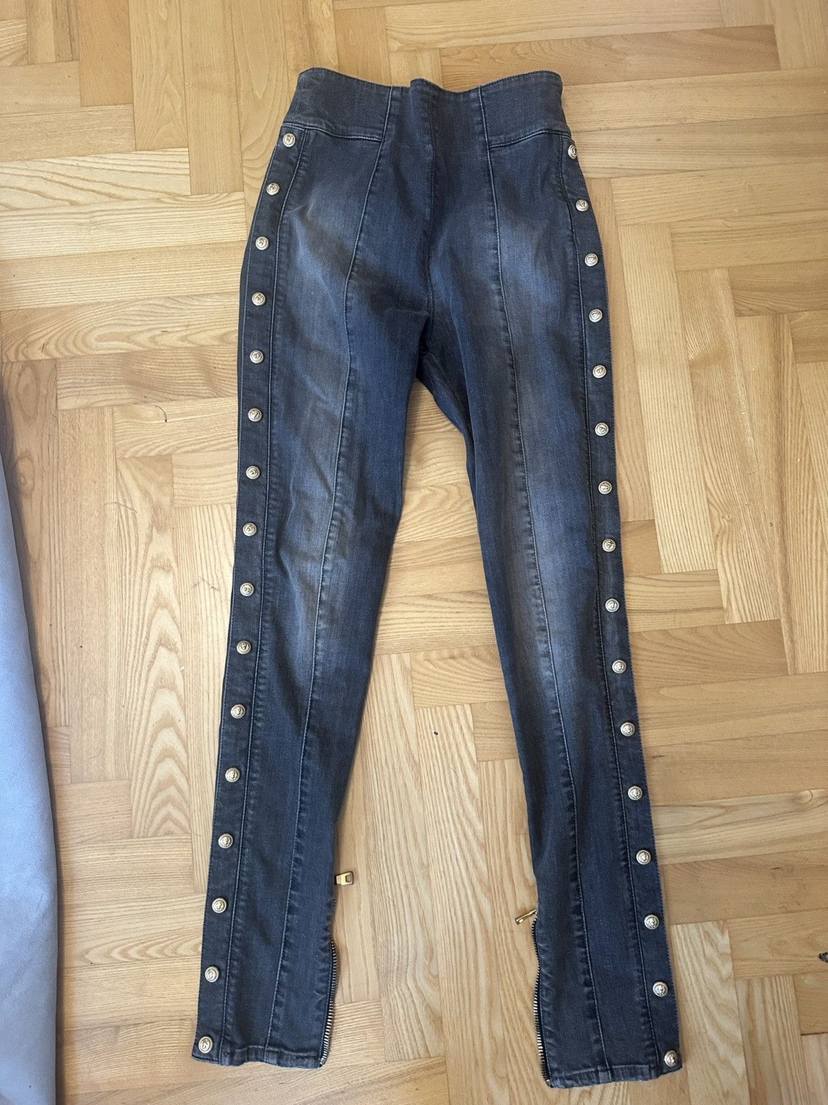 Balmain Balmain jeans Size 27" / US 4 / IT 40 - 1 Thumbnail