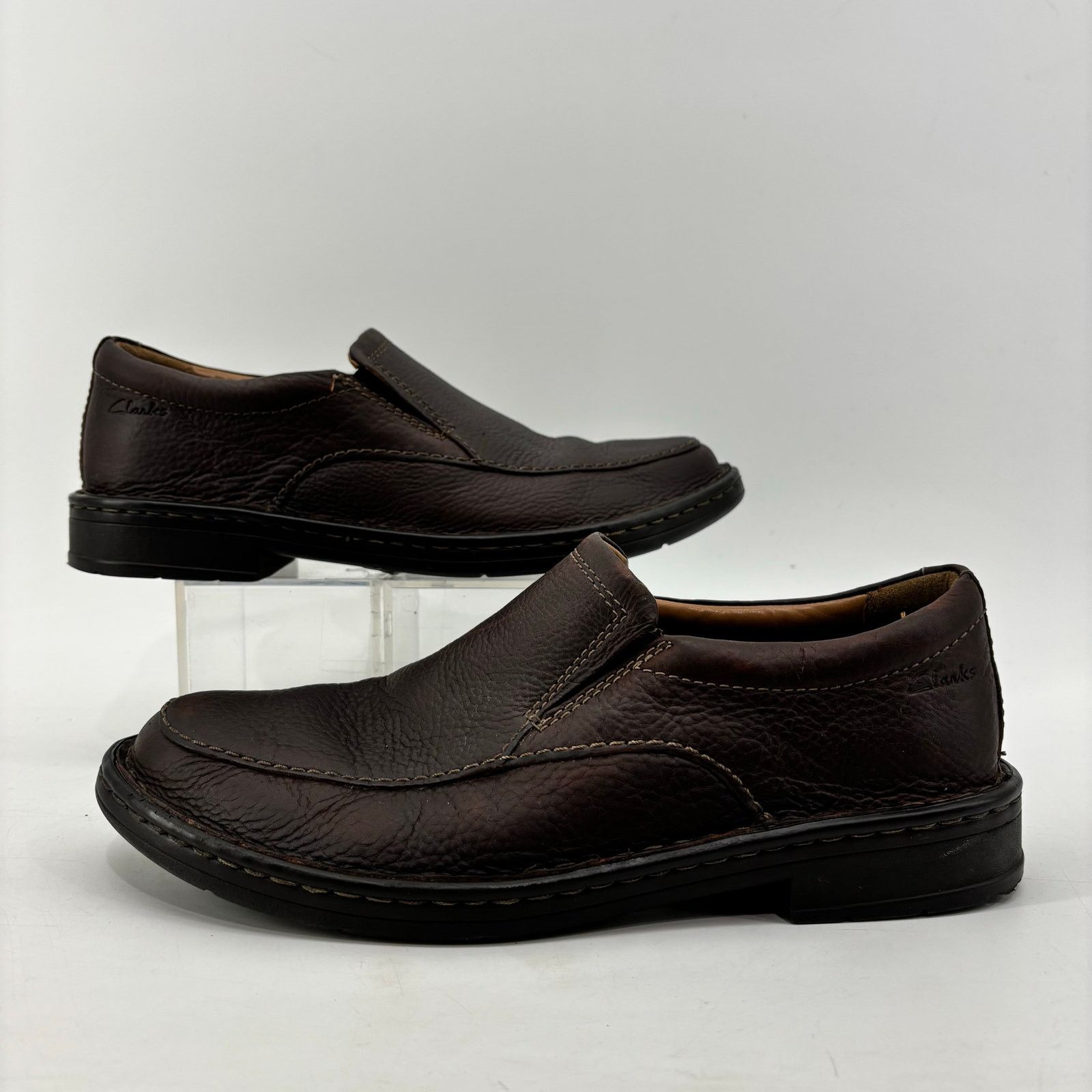 Clarks Clarks Mens Size 7 Brown Loafers Slip On Leather Ortholite Size US 7 / EU 40 - 3 Thumbnail
