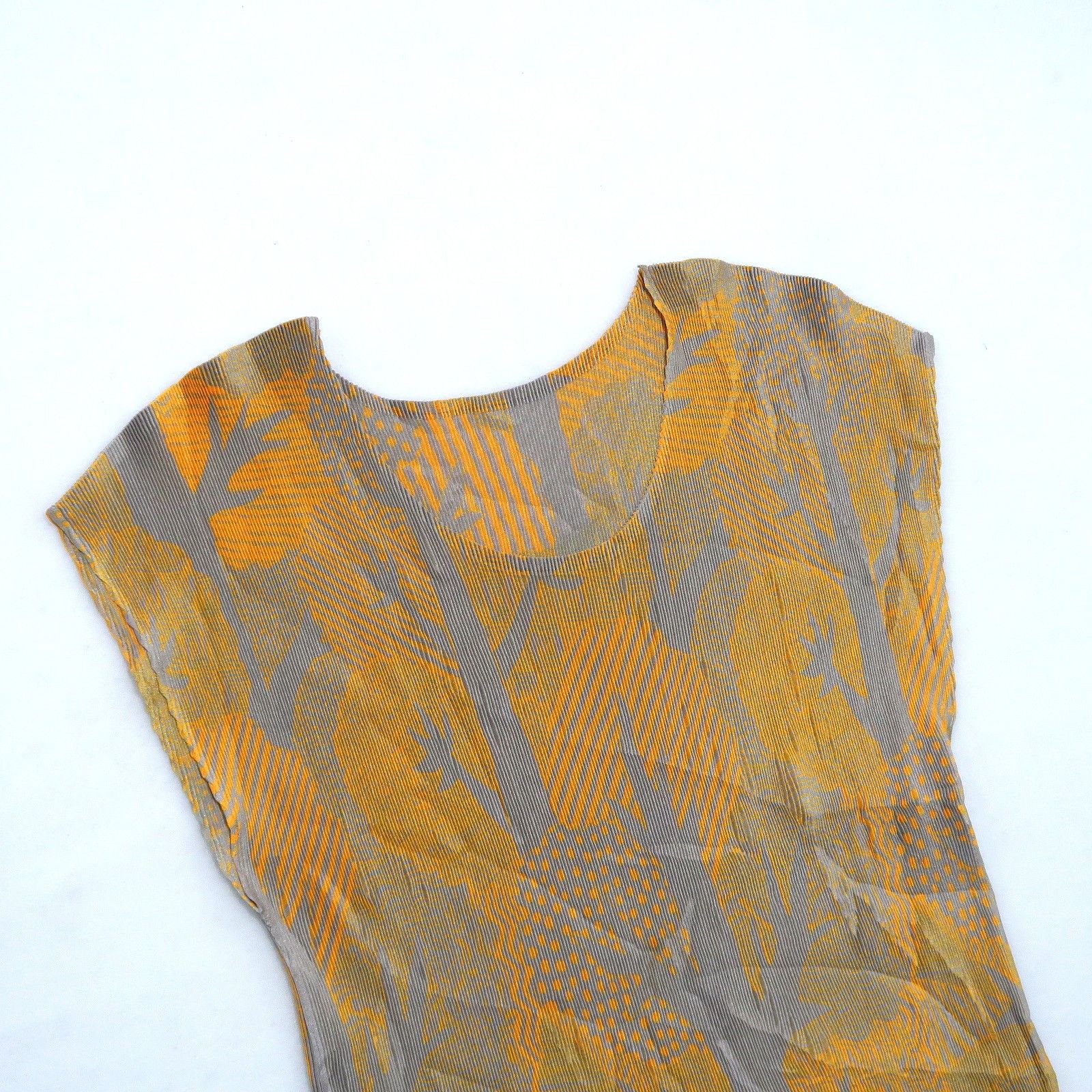 Pleats Please Issey Miyake Pleats Please “Forest Print Mist” Sleeveless Top Size M / US 6-8 / IT 42-44 - 3 Thumbnail