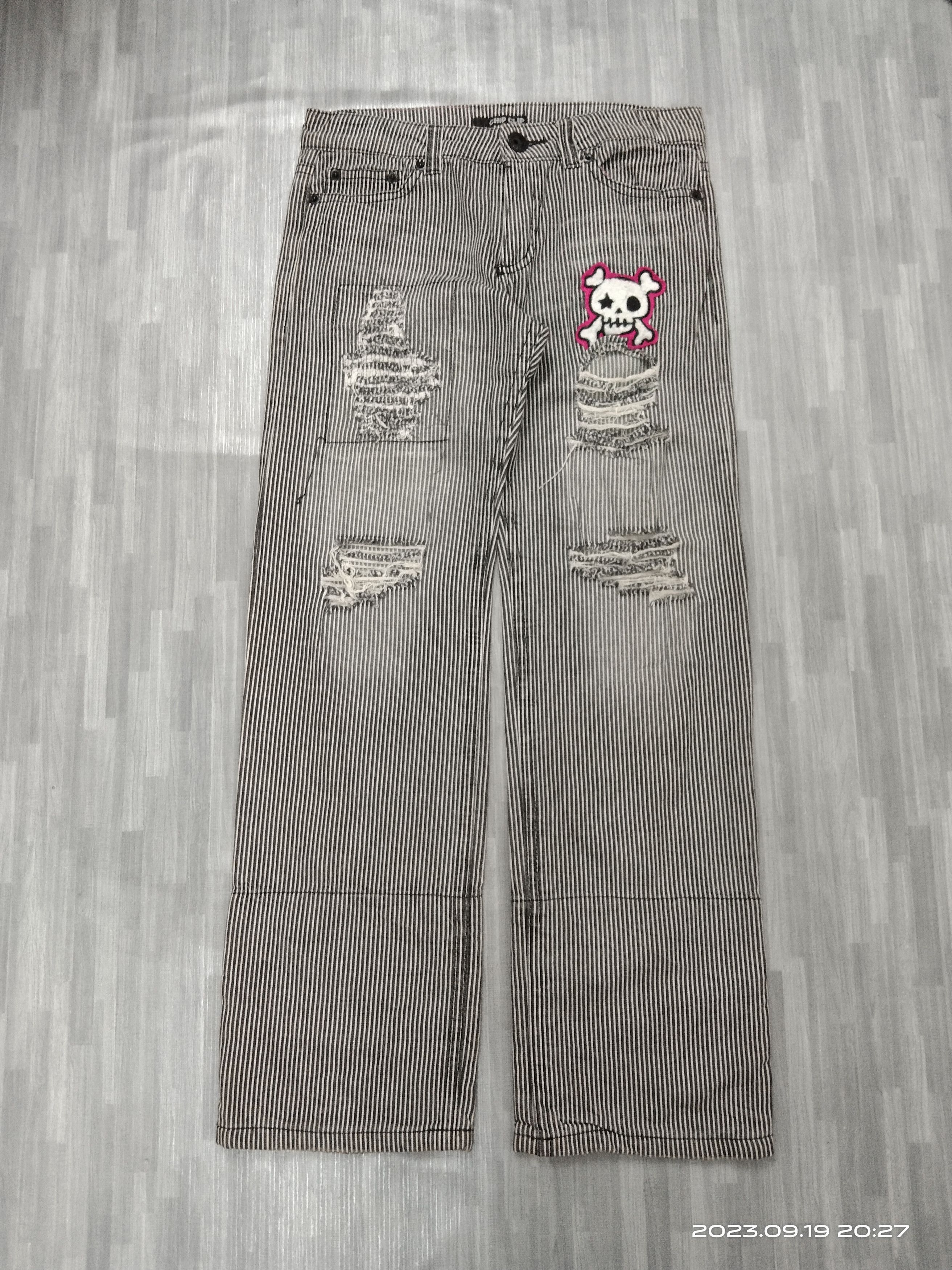 Japanese Brand SICK RIPED HICKORY STRIPE SKULL PACTHWORK Size US 31 - 2 Thumbnail