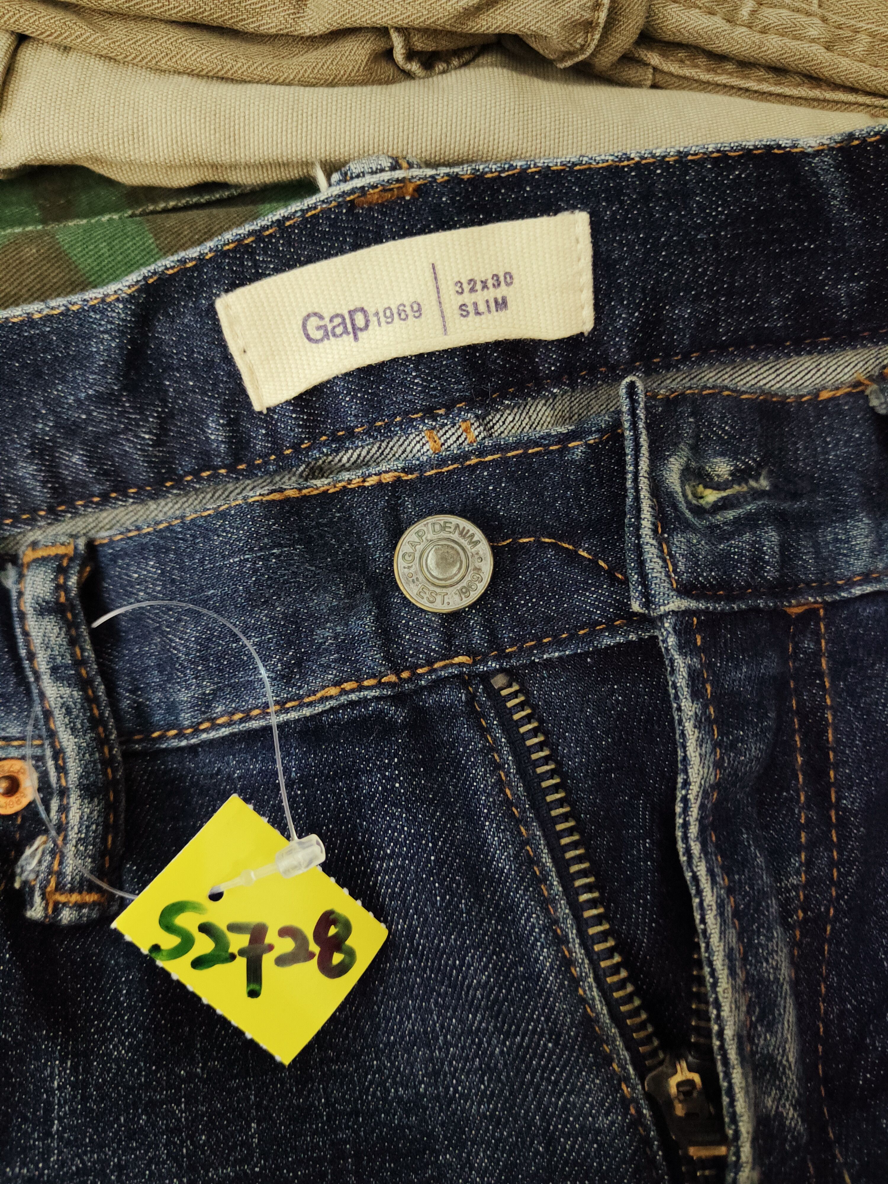 Gap Gap Dark Blue Faded Distressed Ripped Jeans #S2728 Size US 33 - 18 Thumbnail
