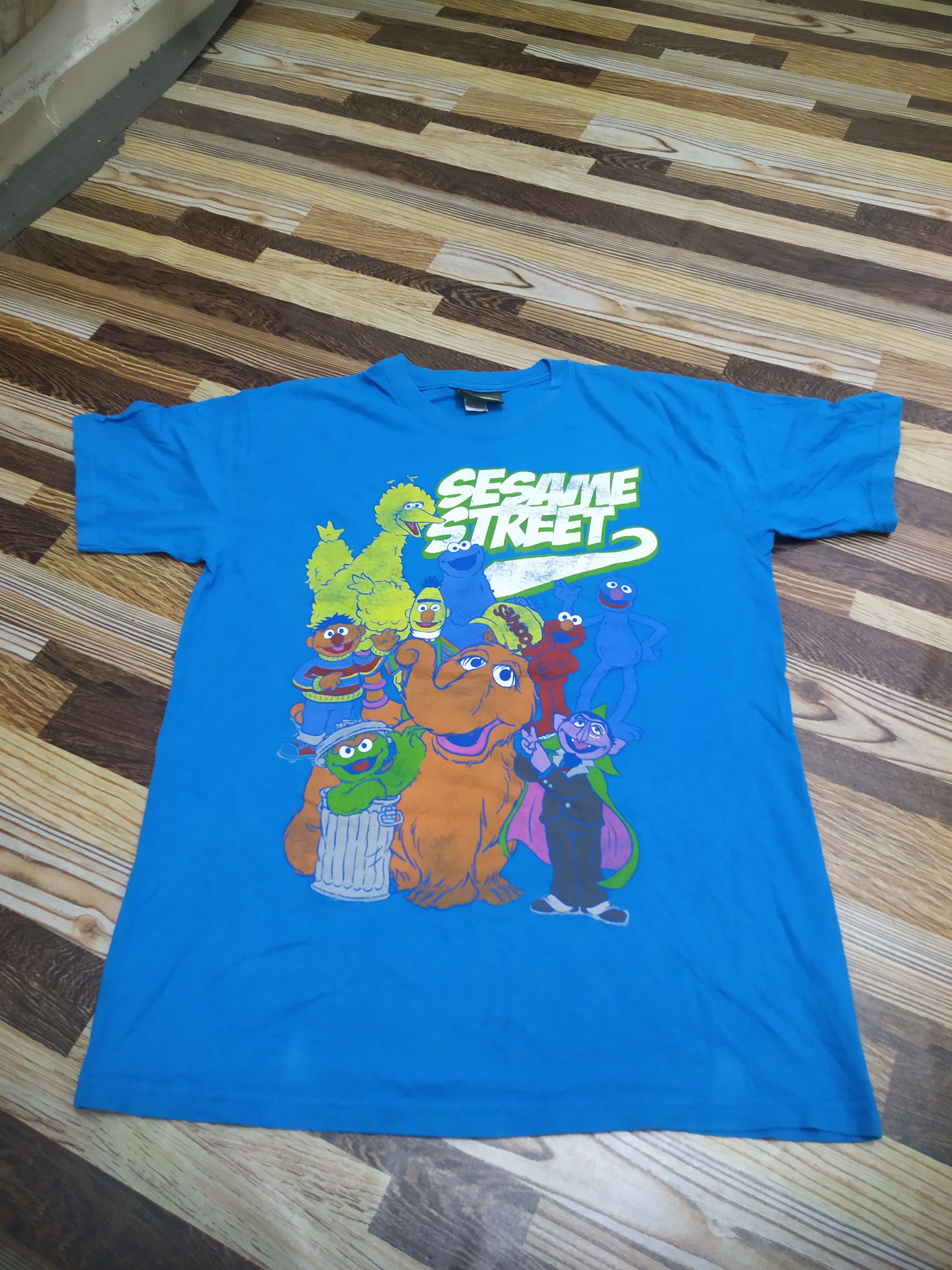 Cartoon Network Retro Sesame Street Characters Blue Graphic 90s/Y2K Vibe Size US L / EU 52-54 / 3 - 8 Thumbnail