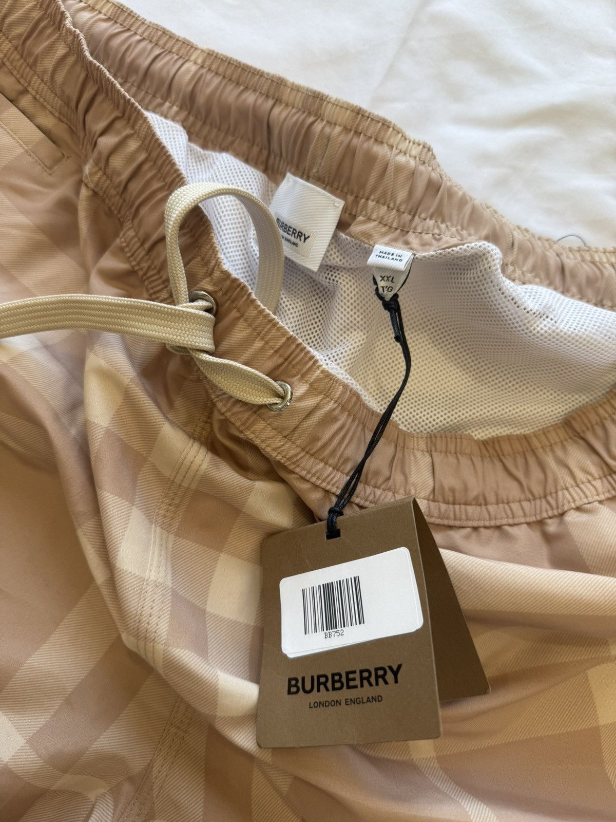 Burberry Burberry swim trunks XXL brand new Size US 38 / EU 54 - 3 Thumbnail