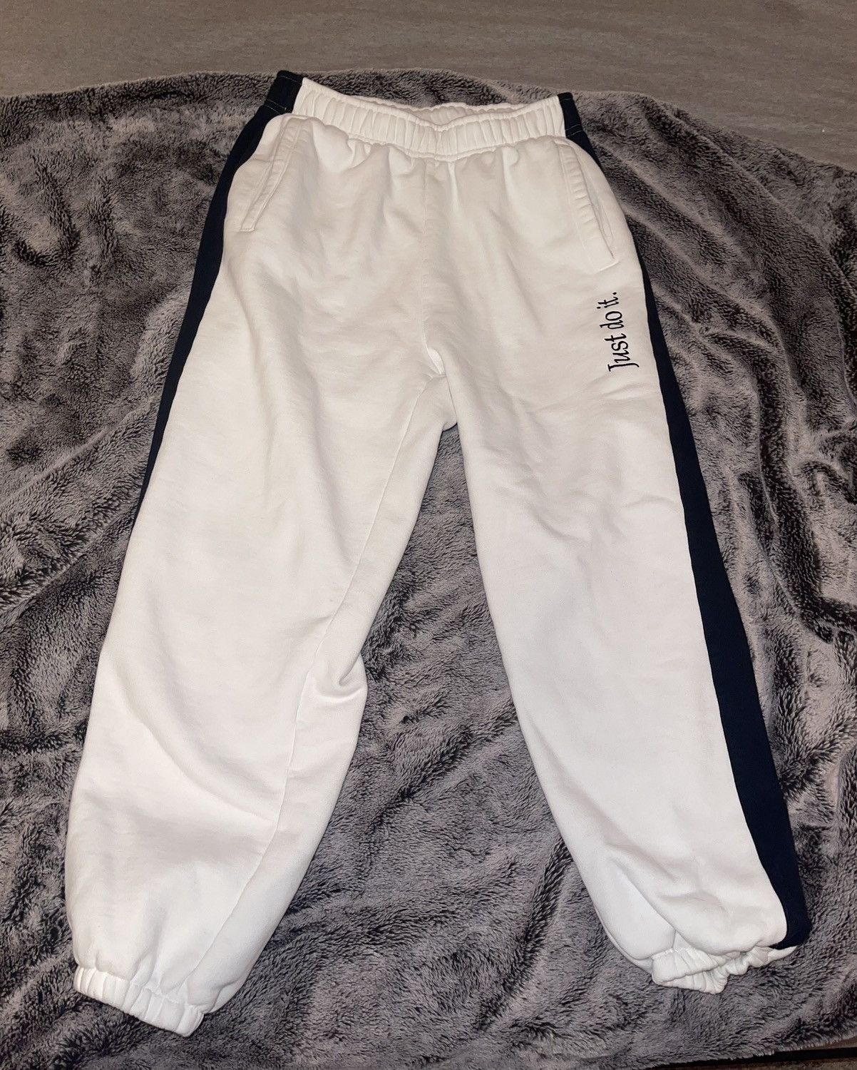 Nike Nike sweatpants Size US 32 / EU 48 - 1 Thumbnail