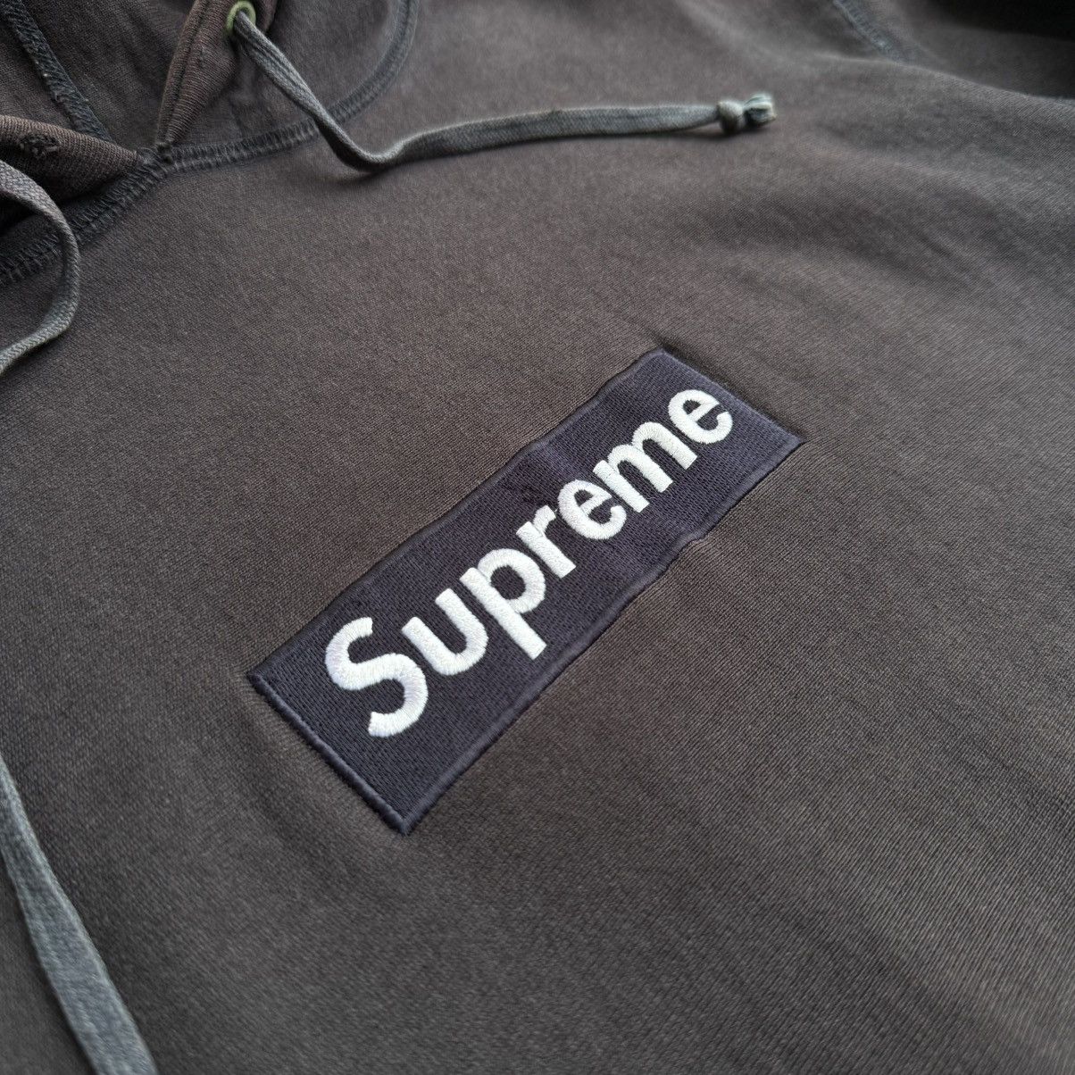 Supreme Supreme Box Logo Navy 2006 Very Rare ✨ Size US M / EU 48-50 / 2 - 3 Thumbnail