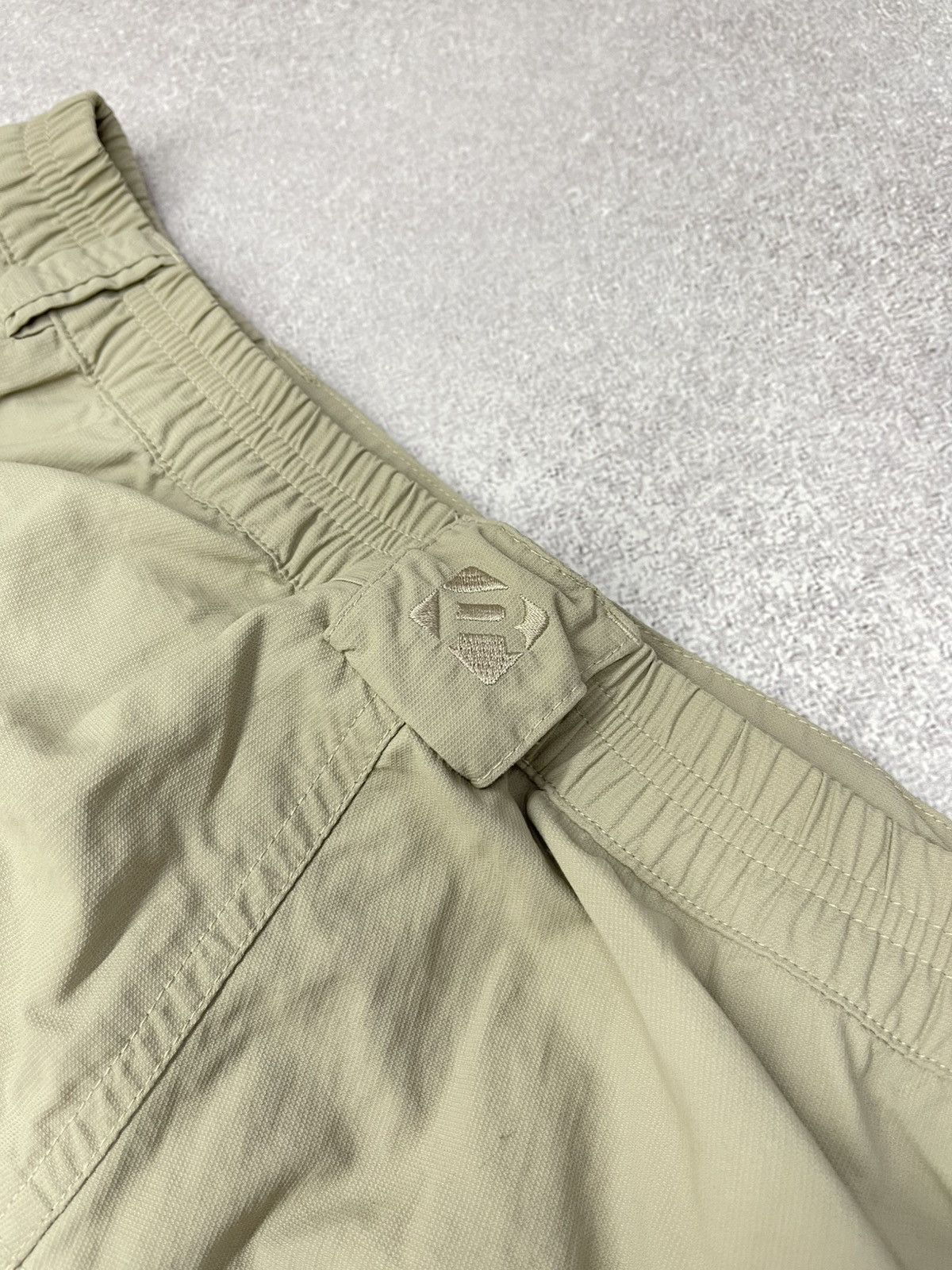 Other Mens Rohan Ultimate Cargo Pants Brig Outdoor Gorpcore Size US 32 / EU 48 - 10 Thumbnail