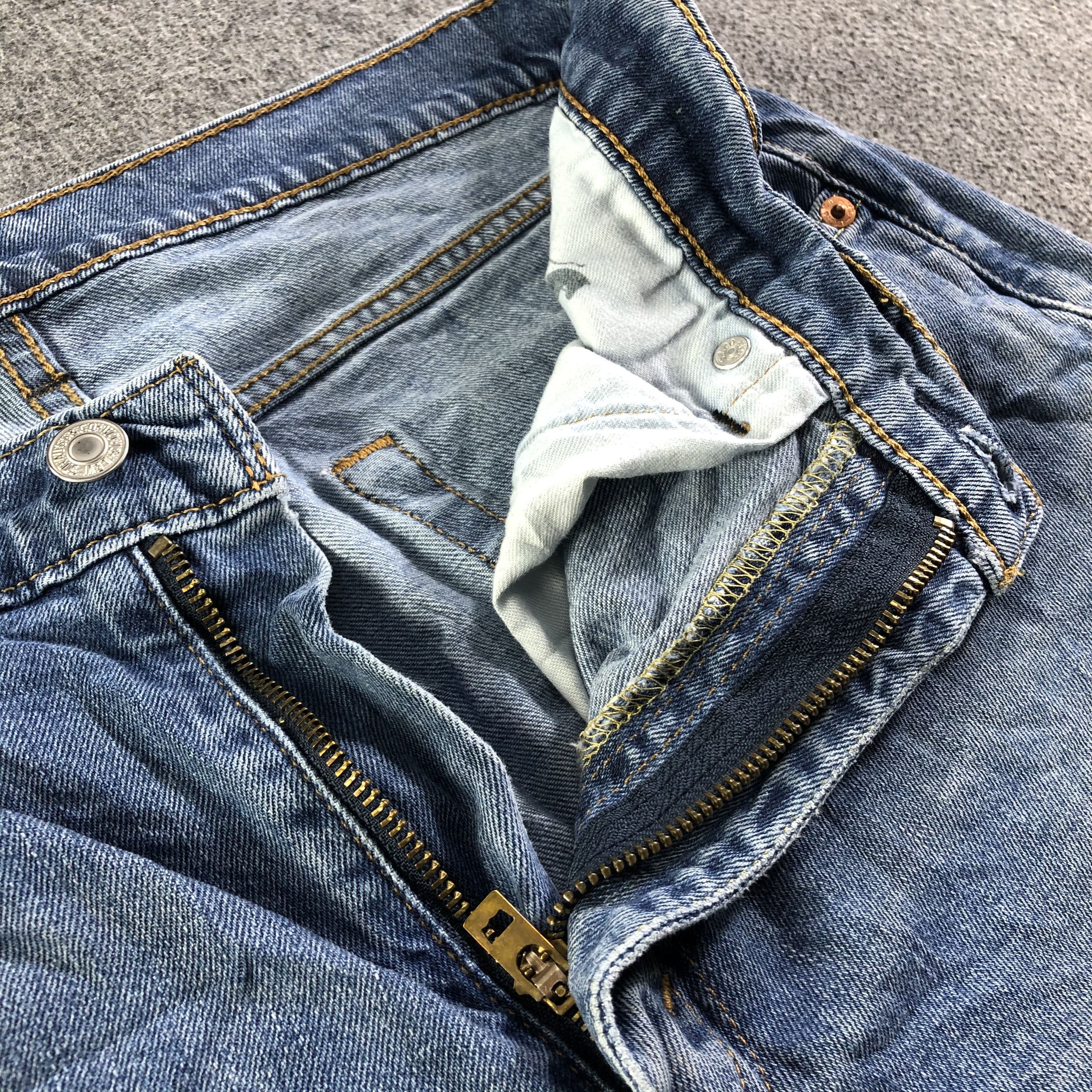 Levi's Vintage Blue Wash Levis 505 Jeans-J4332 Size US 32 / EU 48 - 7 Thumbnail