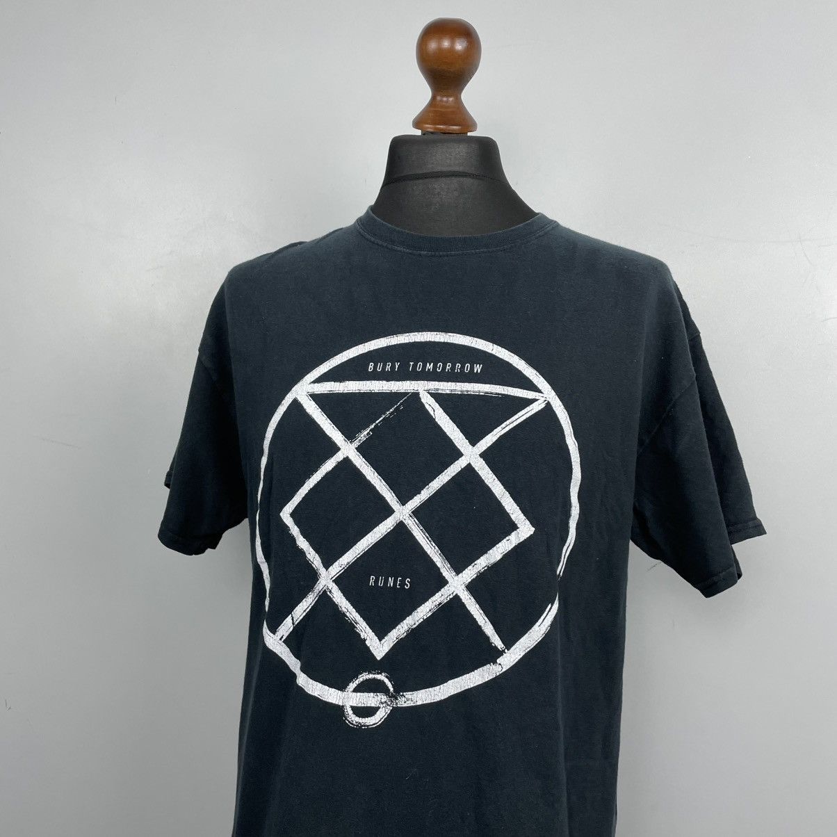 Band Tees × Vintage Vintage Bury Tomorrow Metalcore T-shirt Y2K Size US L / EU 52-54 / 3 - 4 Thumbnail
