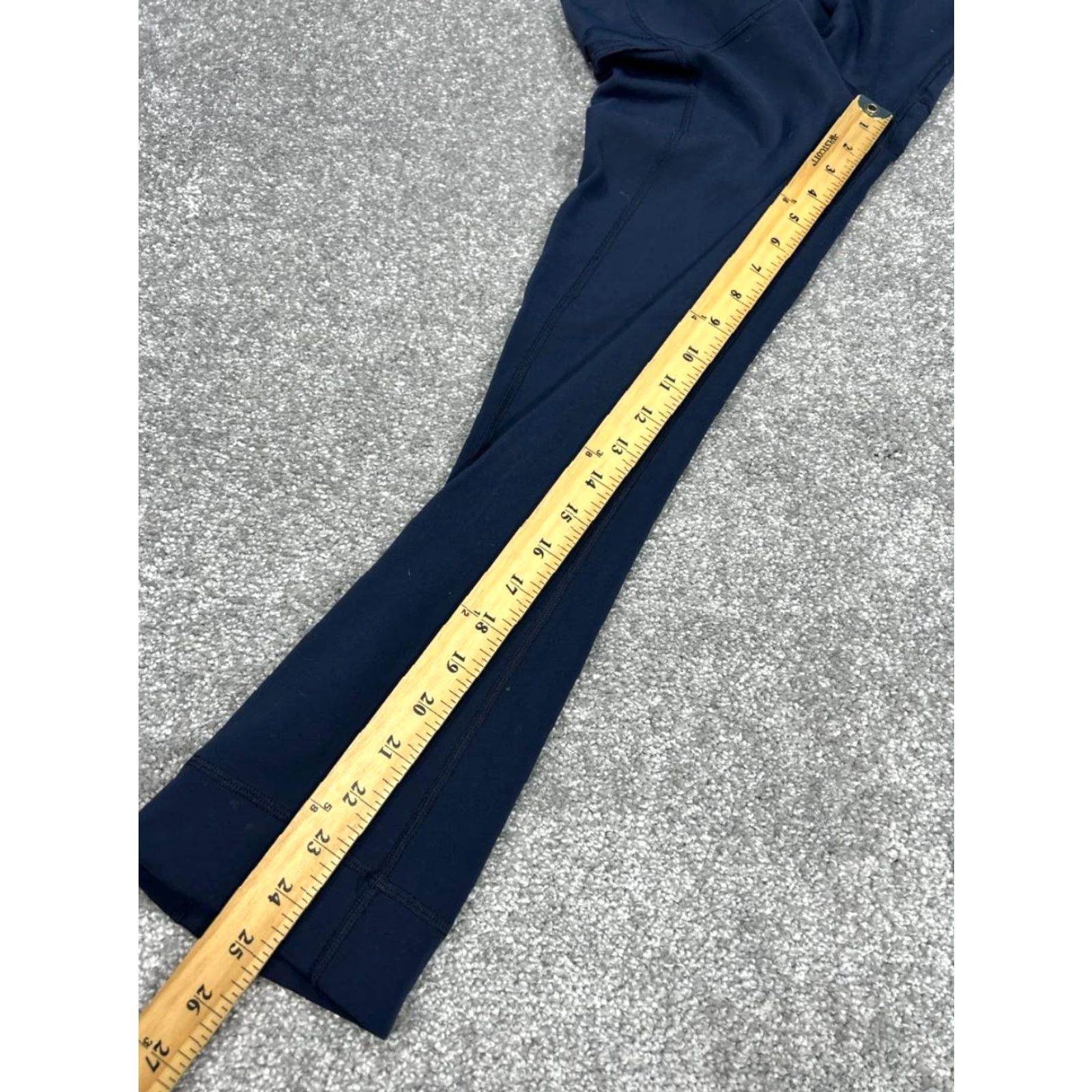 Lululemon Lululemon Pants Womens 2 Navy Blue Pockets Tight Crop Size 26" / US 2 / IT 38 - 4 Thumbnail