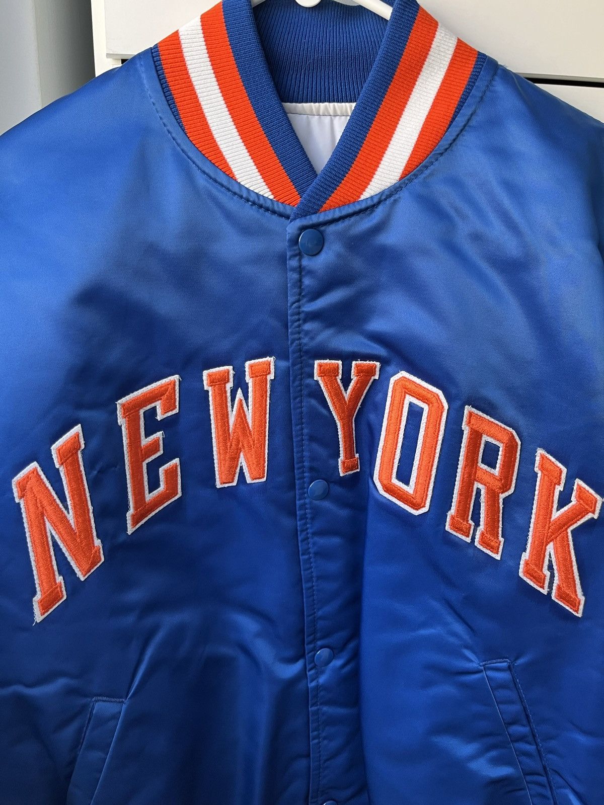 Starter VINTAGE Starter New York Knicks Bomber Jacket Size L Size US L / EU 52-54 / 3 - 2 Thumbnail