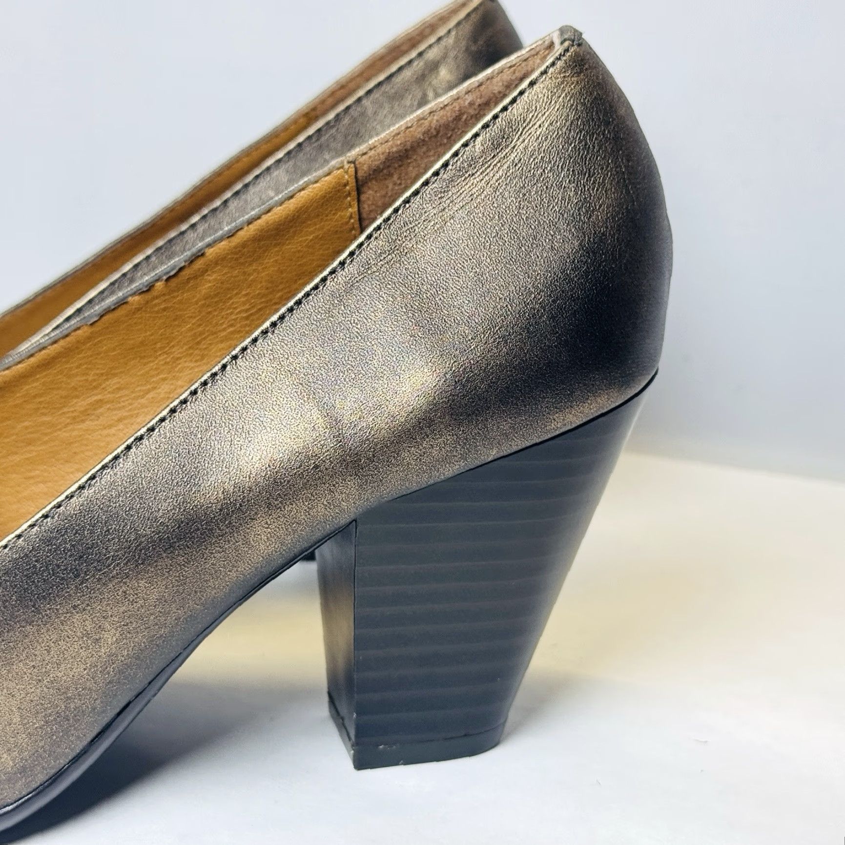 Vintage Sofft Euro Soft Randi Block Heel Slip On Penny Loafer Womens 7.5 Bronze Leather M High Heel Pump Shoes Size US 8 / IT 38 - 2 Thumbnail