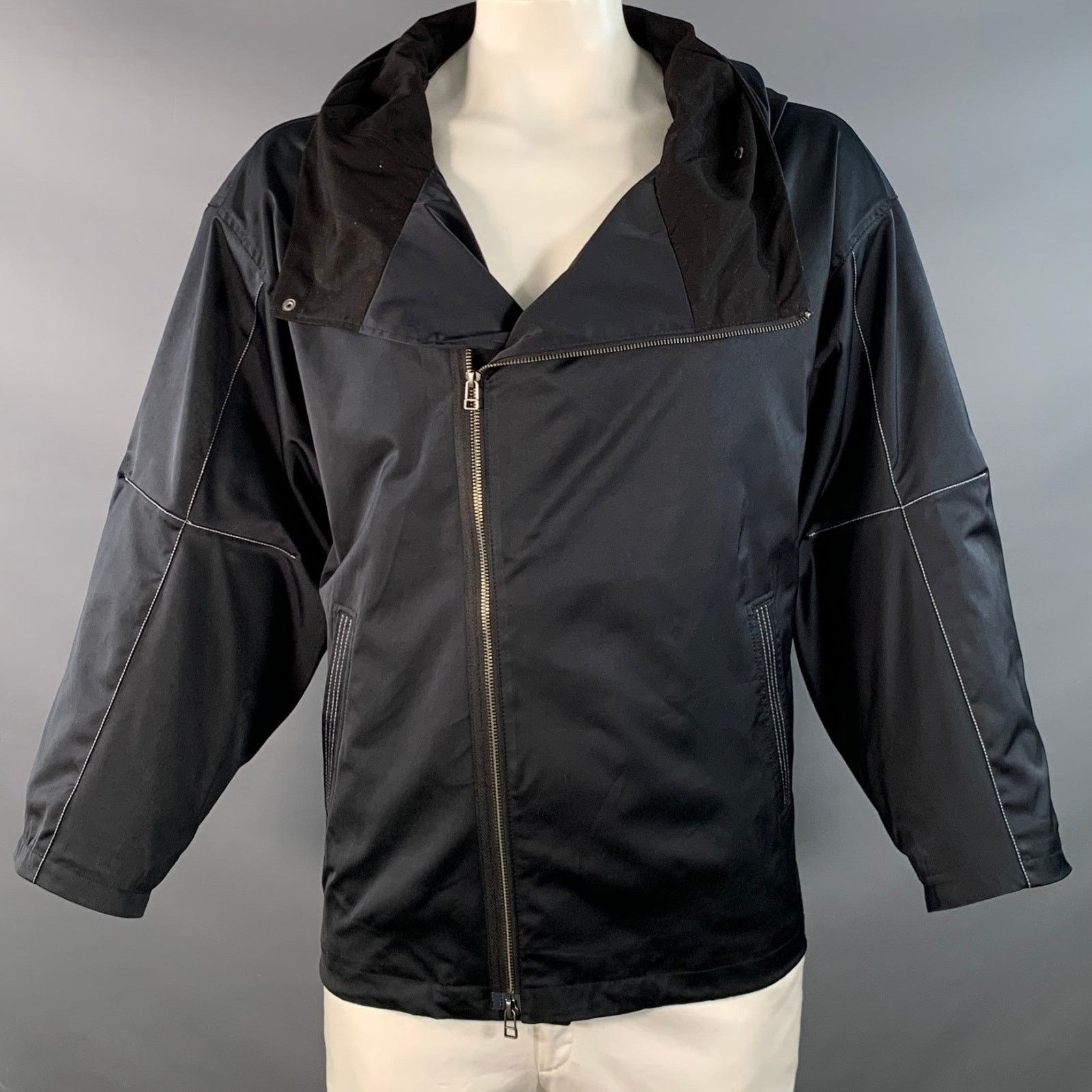Other L Black White Polyester Blend Contrast Stitch Hooded Jacket Size US L / EU 52-54 / 3 - 1 Thumbnail