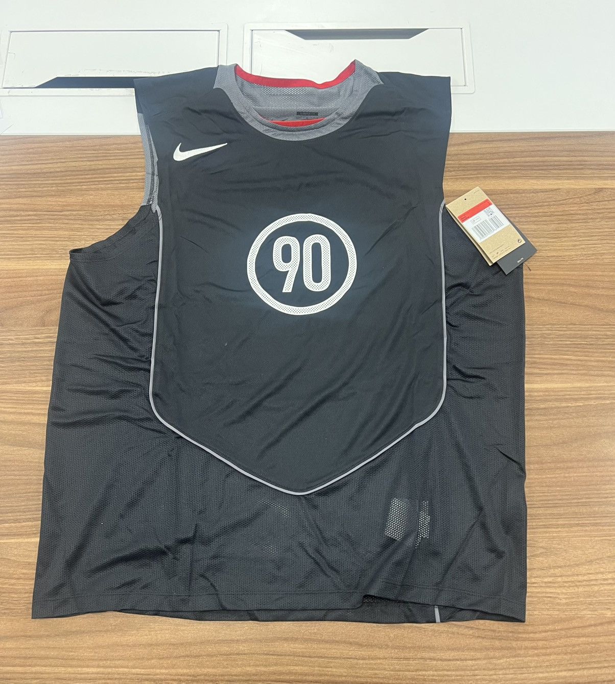 Nike Legendary sold out Nike Total 90 dri-fit sleeveless vest Size US L / EU 52-54 / 3 - 1 Thumbnail