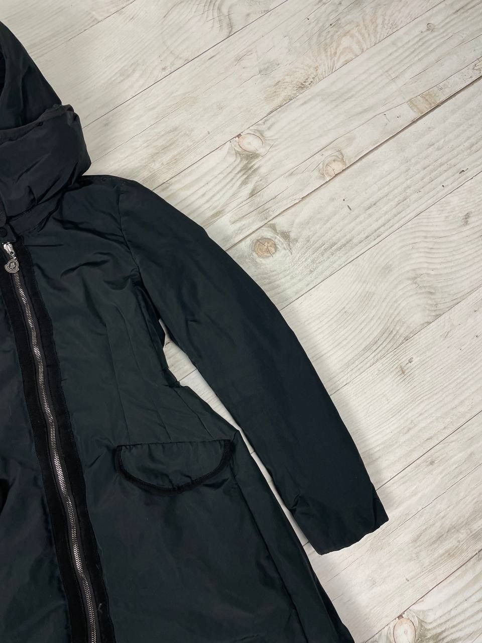 Moncler Moncler Saissac Guibbotto Down Jacket Coat Black Woman Size XS / US 0-2 / IT 36-38 - 4 Thumbnail