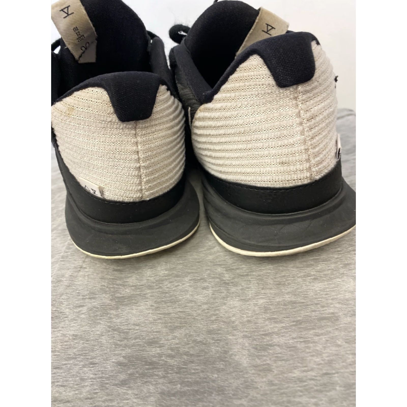 Nike Nike Kyrie Low 5 TB Basketball Sneakers Men’s 7.5 Black/White Nike Air Zoom Basketball Shoes Low Top Mens 7.5 Black White Size US 8 / EU 41 - 5 Thumbnail