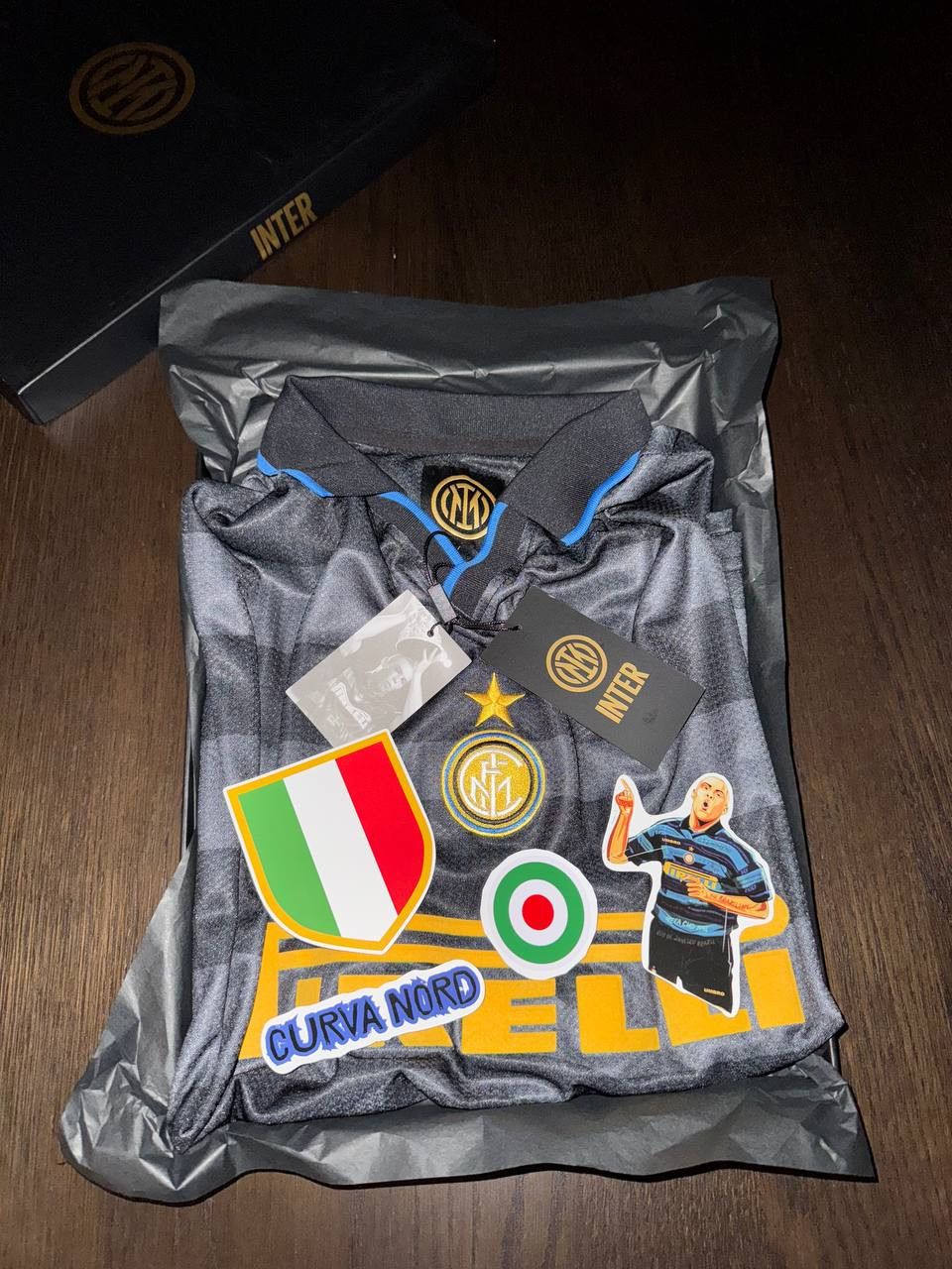 Other Inter Milan 1998 UEFA CUP Final Kit M - FREE SHIPPING Size US M / EU 48-50 / 2 - 7 Thumbnail