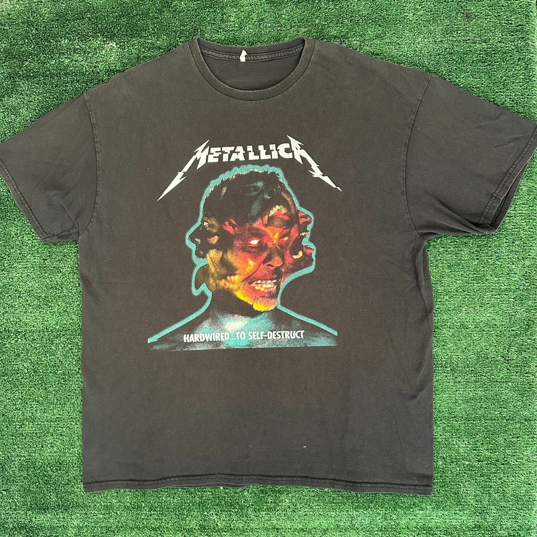 Metallica Metallica Hardwired To Self Destruct WorldWired Tour T-Shirt Size US L / EU 52-54 / 3 - 1 Thumbnail