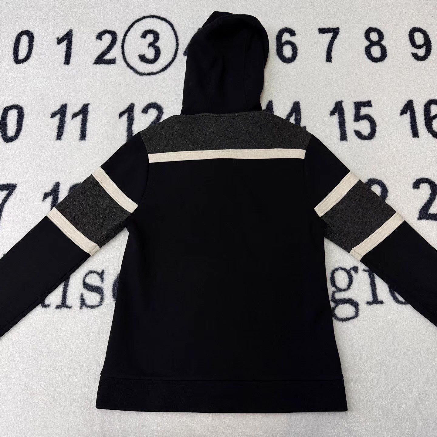 Neil Barrett Neil Barrett Black & White Color Block Hooded Jacket Q10 Size US S / EU 44-46 / 1 - 3 Thumbnail