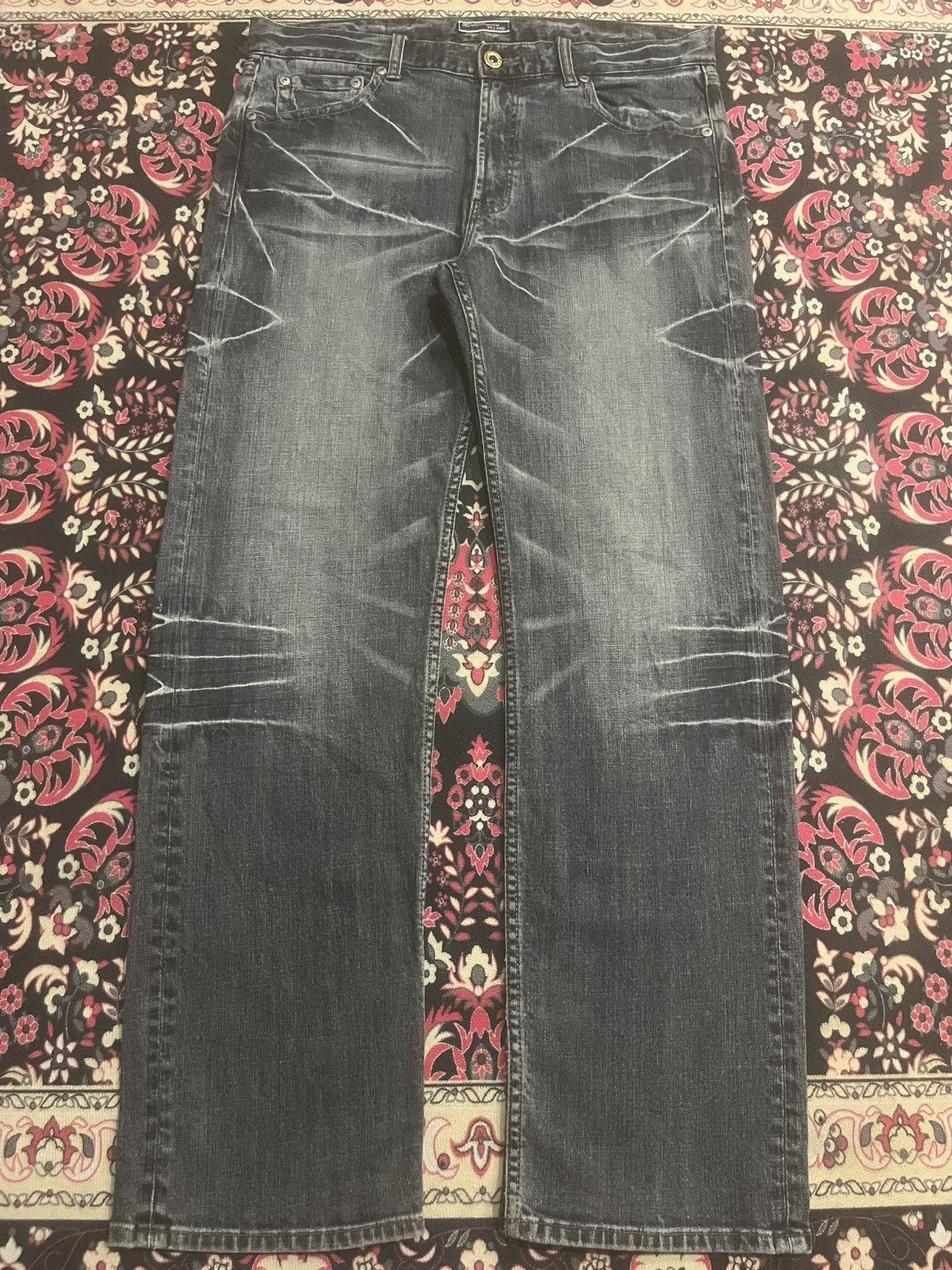 Japanese Brand Japanese Brand Villand Dark Whisker Washed Rhinestone Jeans Size US 36 / EU 52 - 1 Thumbnail