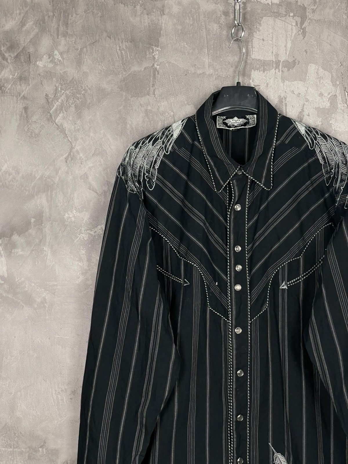 Affliction × Japanese Brand × Vintage Vintage Y2K Embroidered Punk Gothic Opium Shirt Button Ups Size US L / EU 52-54 / 3 - 5 Thumbnail