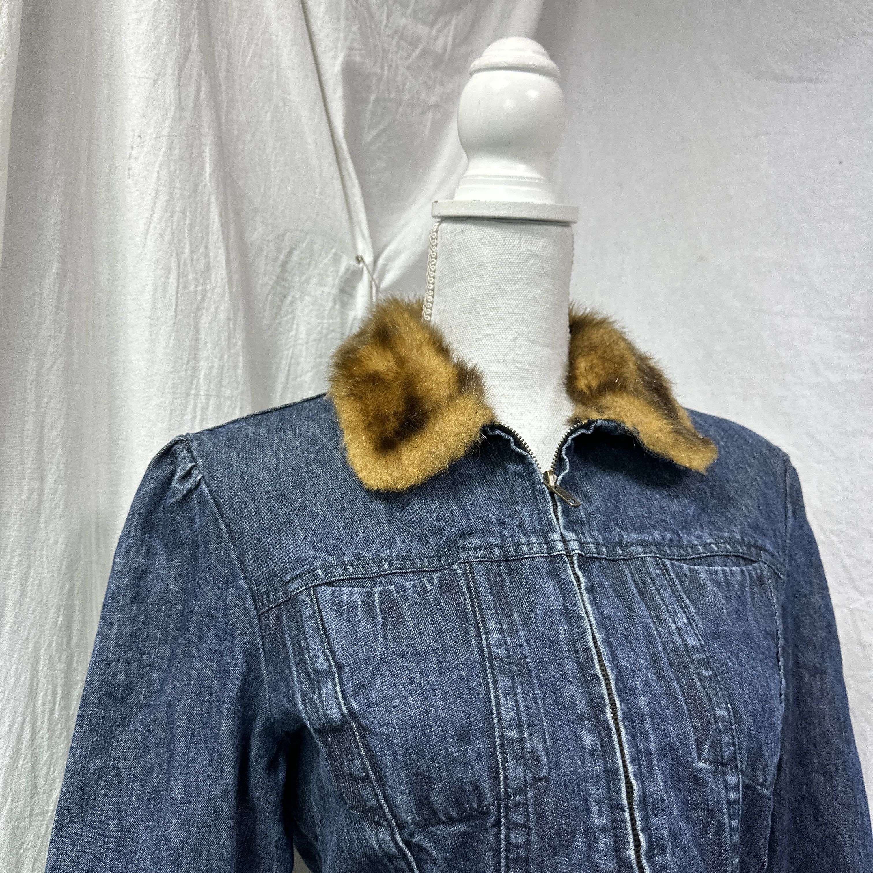 Vintage Vintage Denim Casual Faux Fur Collar Jeans Jacket 00s Size S / US 4 / IT 40 - 8 Thumbnail
