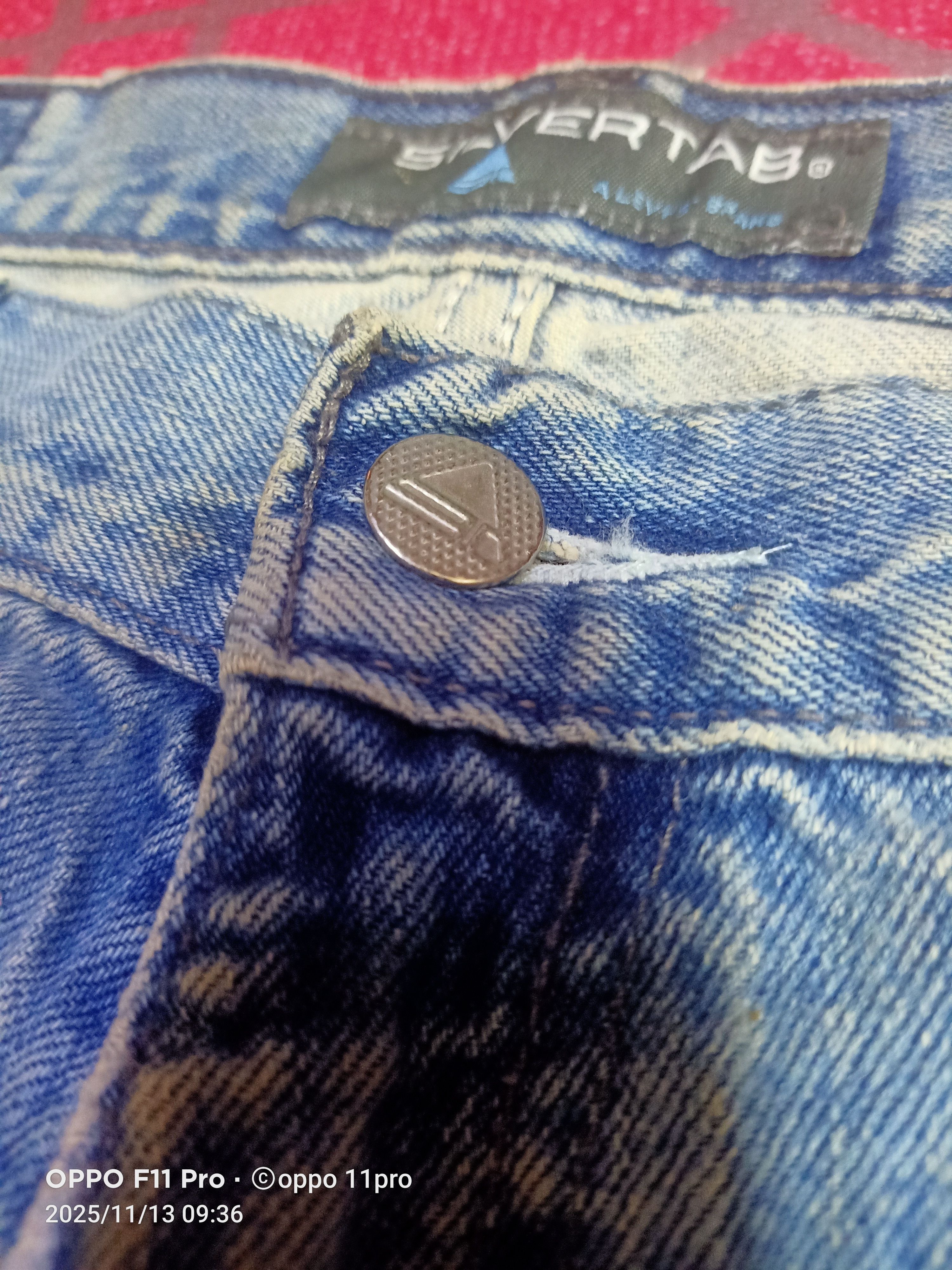 Levi's 🌟Vintag Levis 90s Silver Loose Jeans 🌟 Size US 34 / EU 50 - 11 Thumbnail