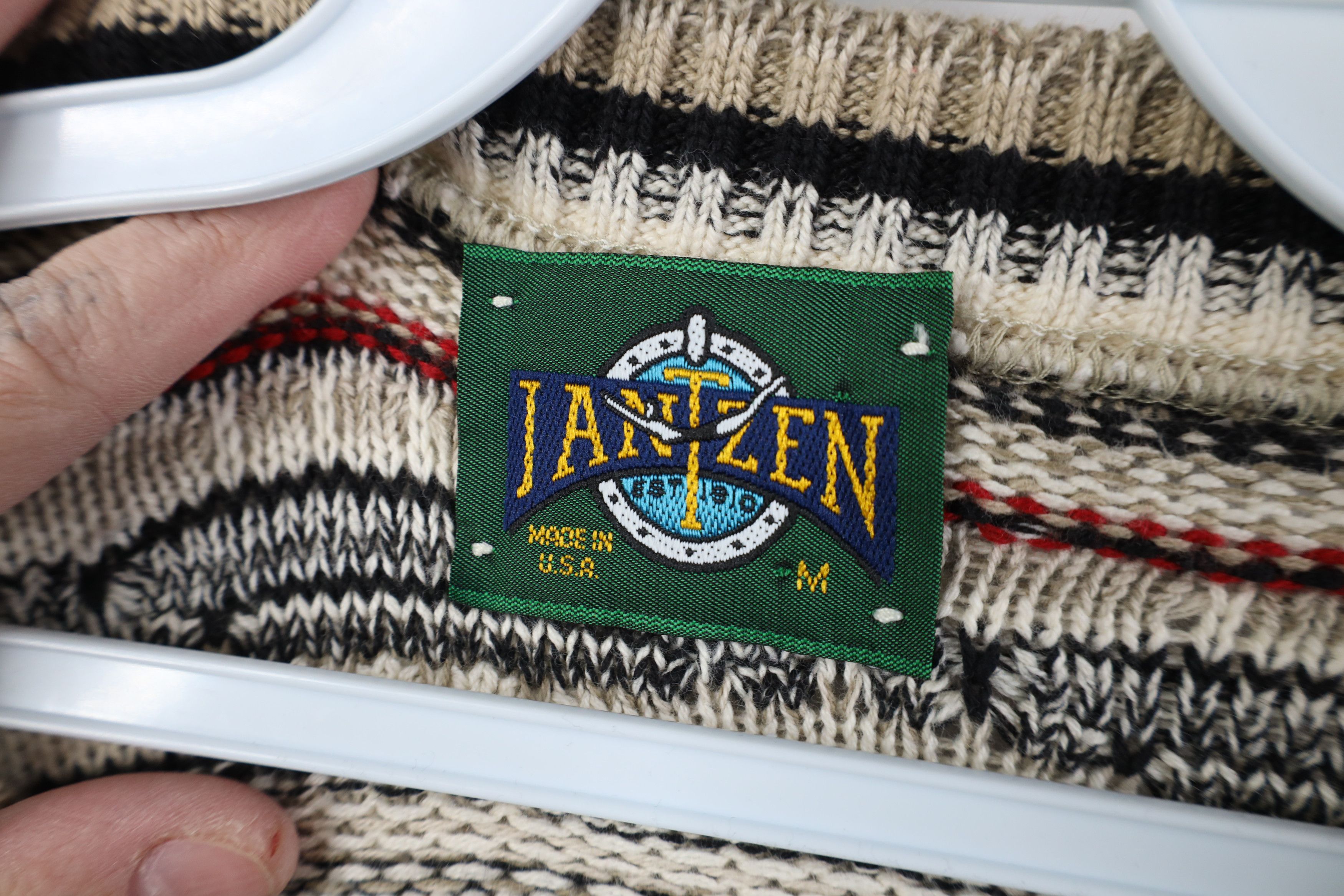 Vintage Vintage 90s Coogi Style Bassmaster Knit Crewneck Sweater USA Size US M / EU 48-50 / 2 - 8 Thumbnail