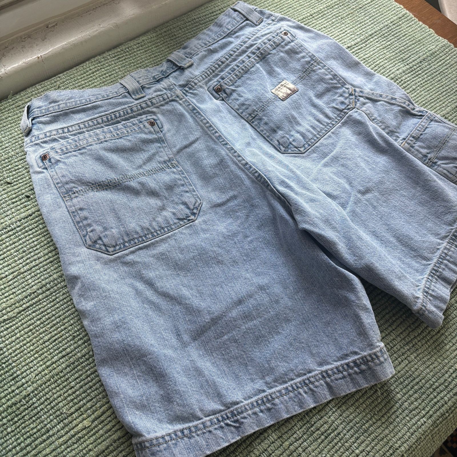 Eddie Bauer Vintage Eddie Bauer Light Blue Denim Shorts Sz 33 Size US 33 - 5 Thumbnail
