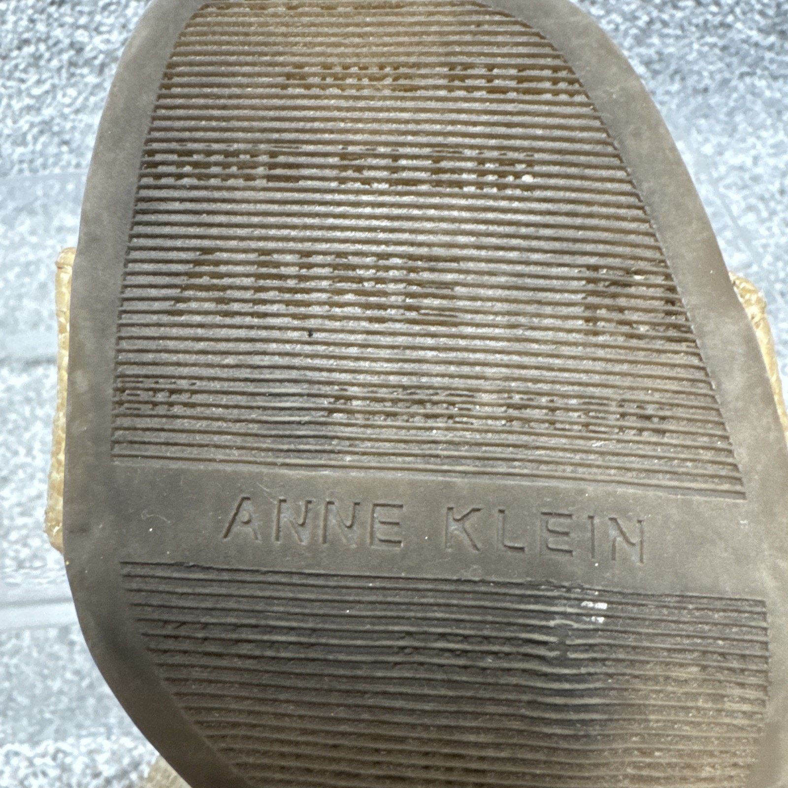 Anne Klein Anne Klein Sandals Women 7.5M Chic Block Heel Textured Retro Size US 7.5 / IT 37.5 - 8 Thumbnail