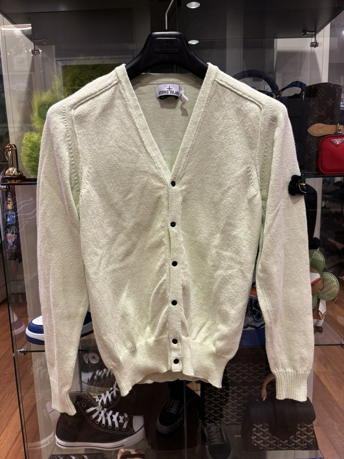 stone  ice knit cardigan アイスニット 定価 Stone Island の寒さで色を変える Ice Knit | Hypebeast.JP