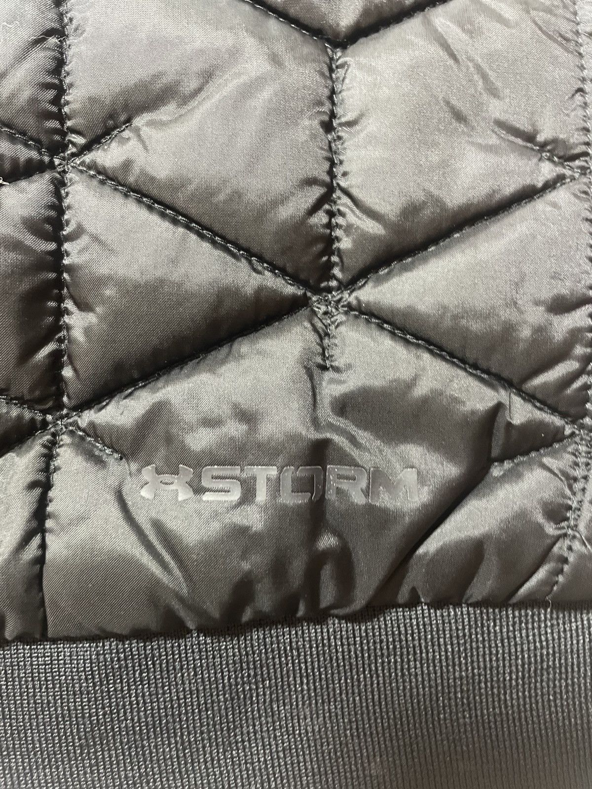 Under Armour UNDER AMRMOUR BLACK VEST Size US XS / EU 42 / 0 - 7 Thumbnail